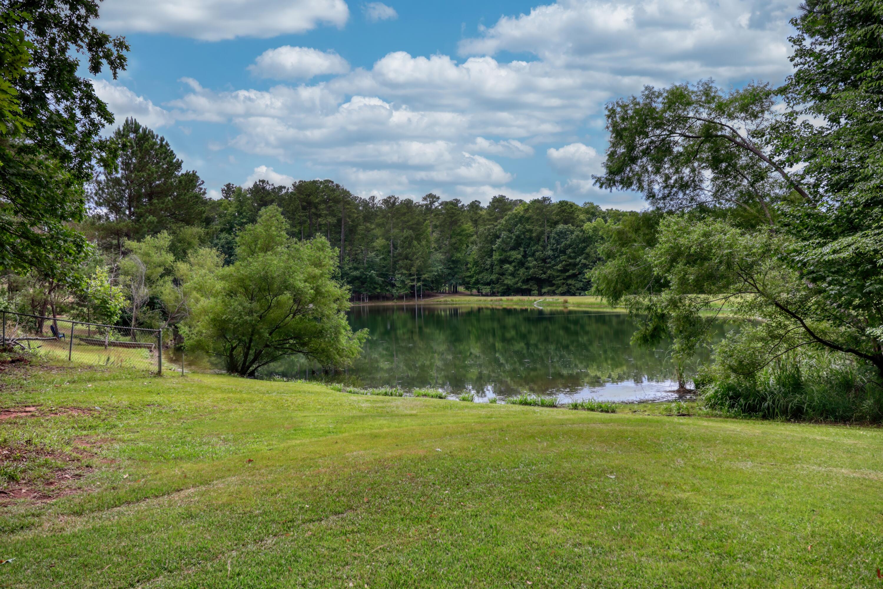 959 CURRYTOWNE Boulevard