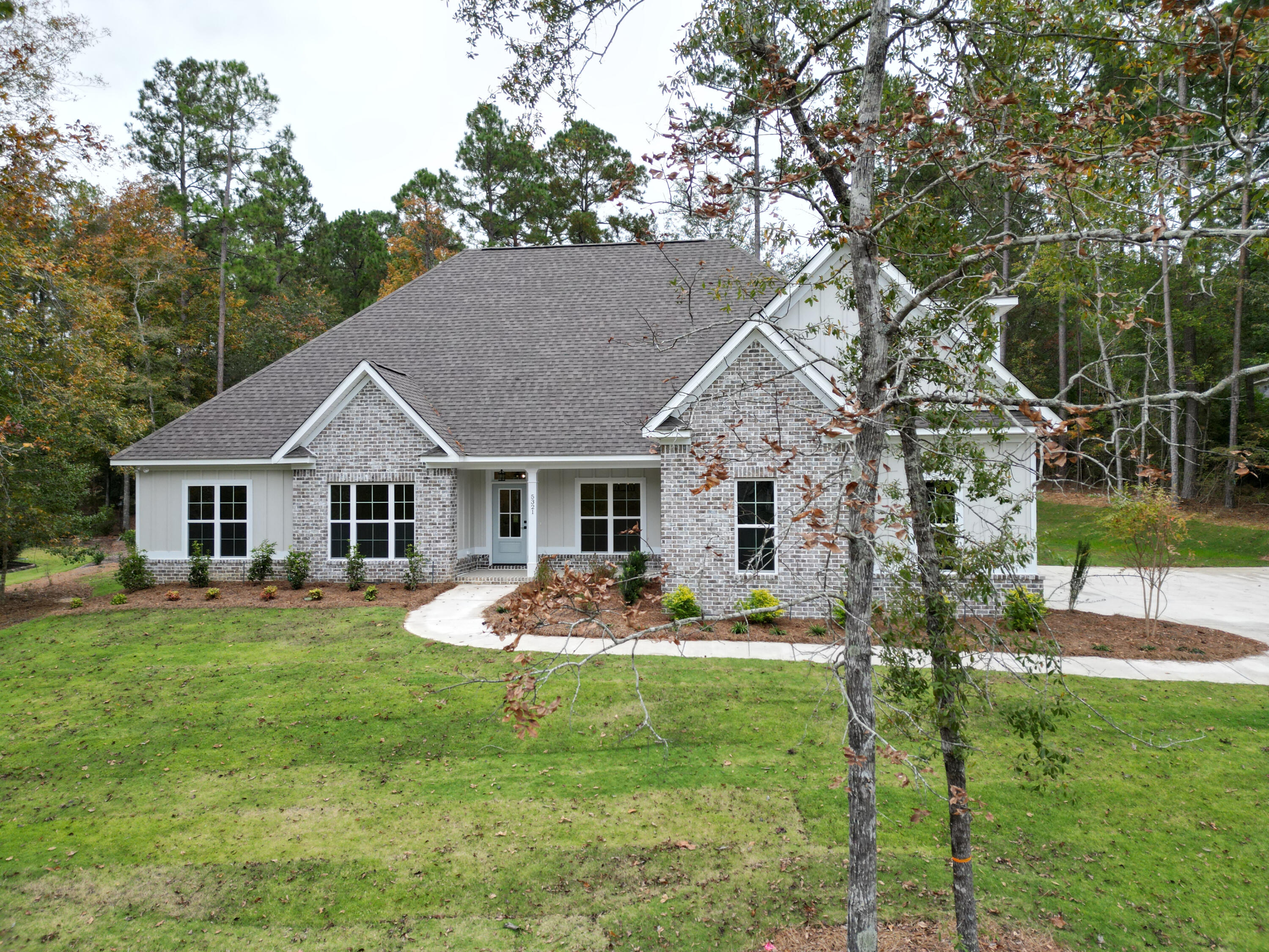5321 CHARNWOOD FOREST Circle