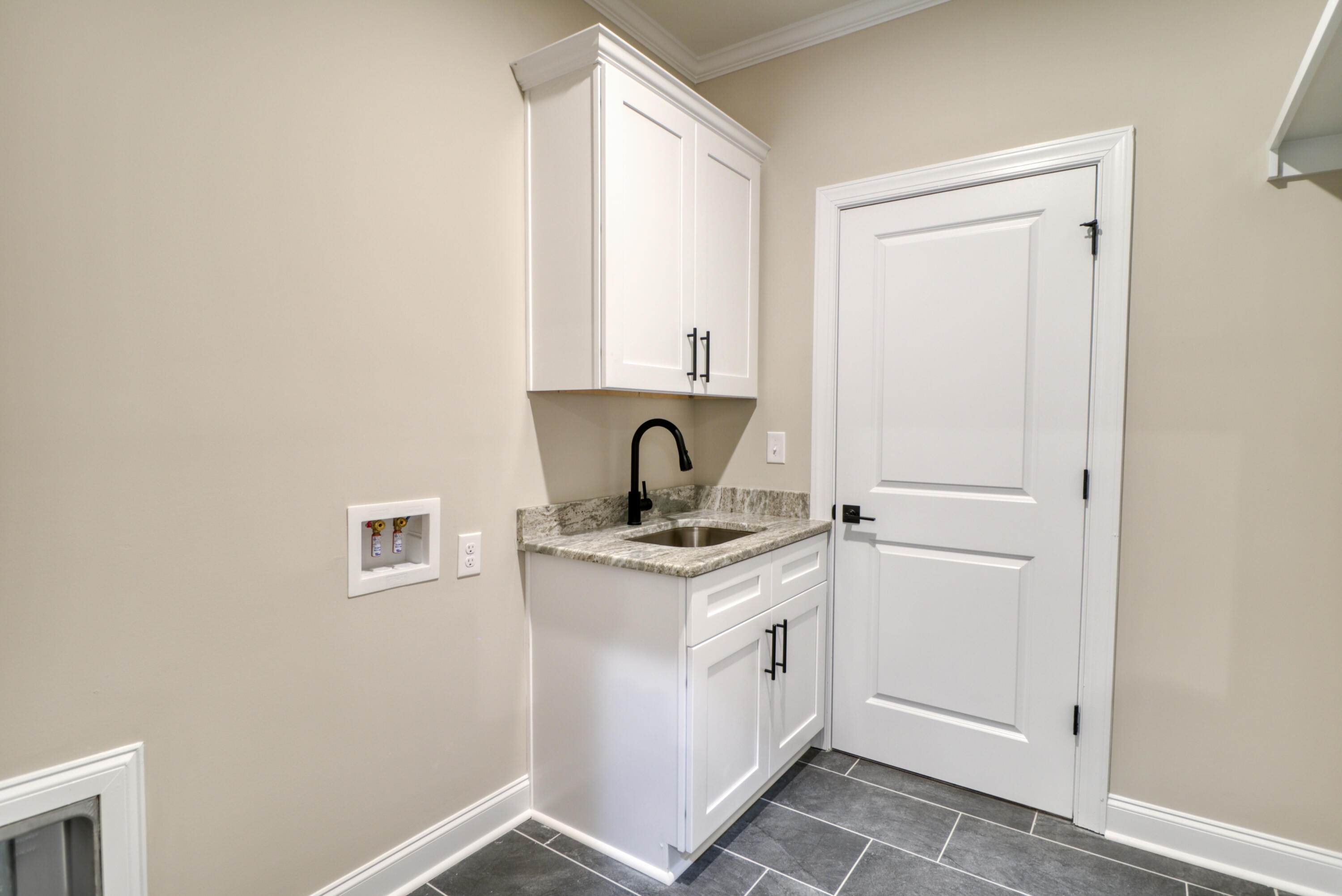 5321 CHARNWOOD FOREST Circle