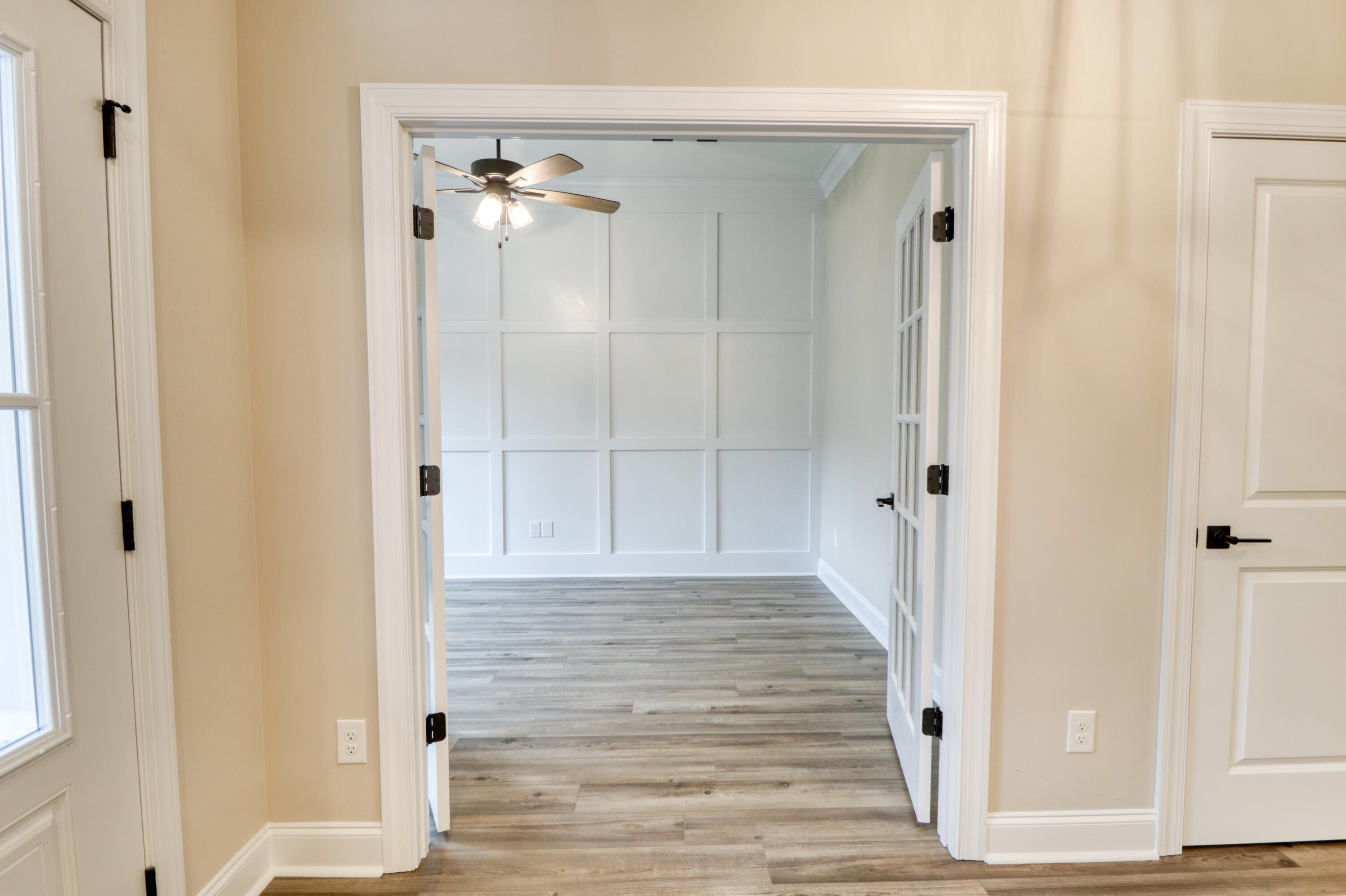 5321 CHARNWOOD FOREST Circle