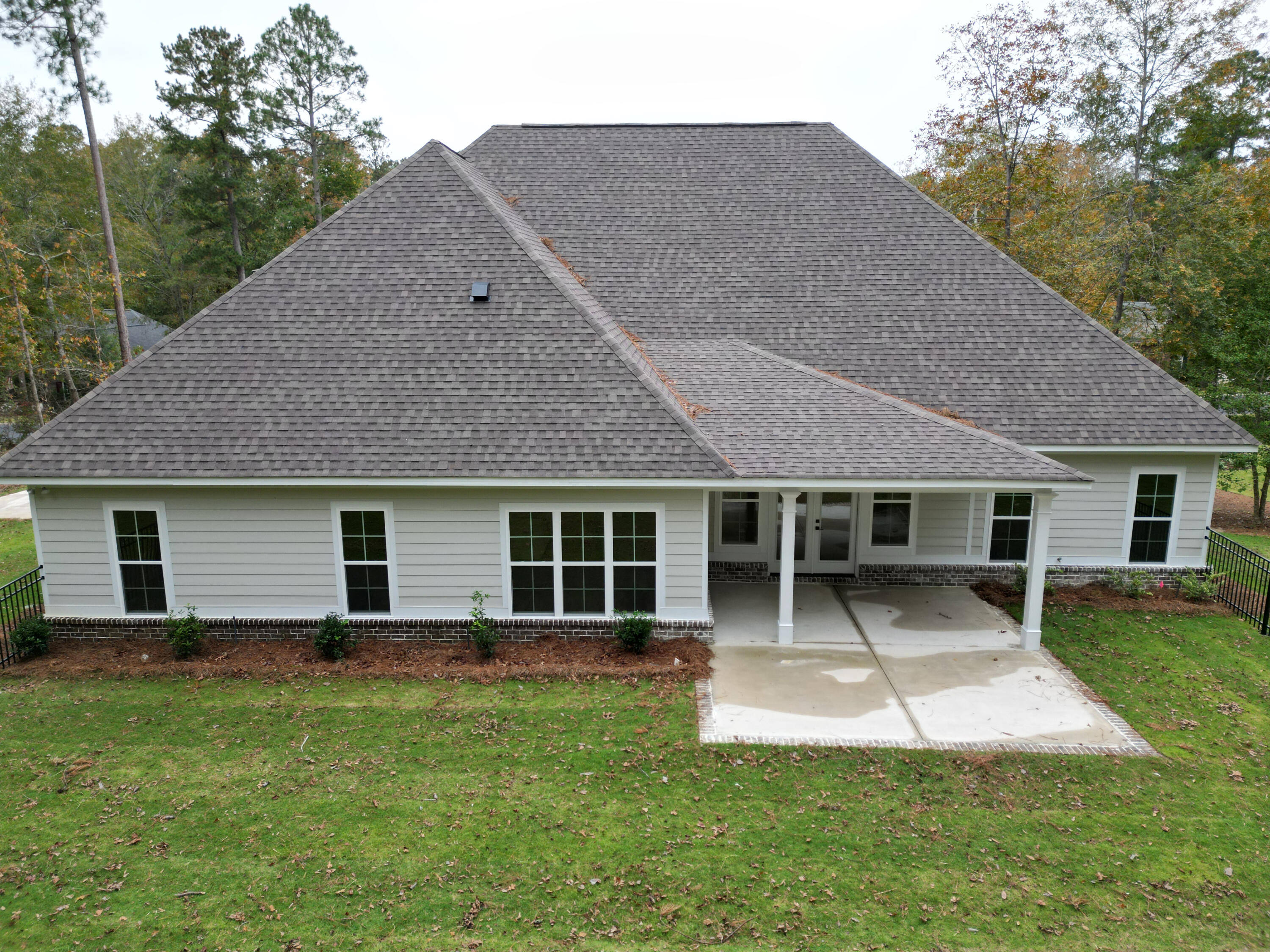 5321 CHARNWOOD FOREST Circle