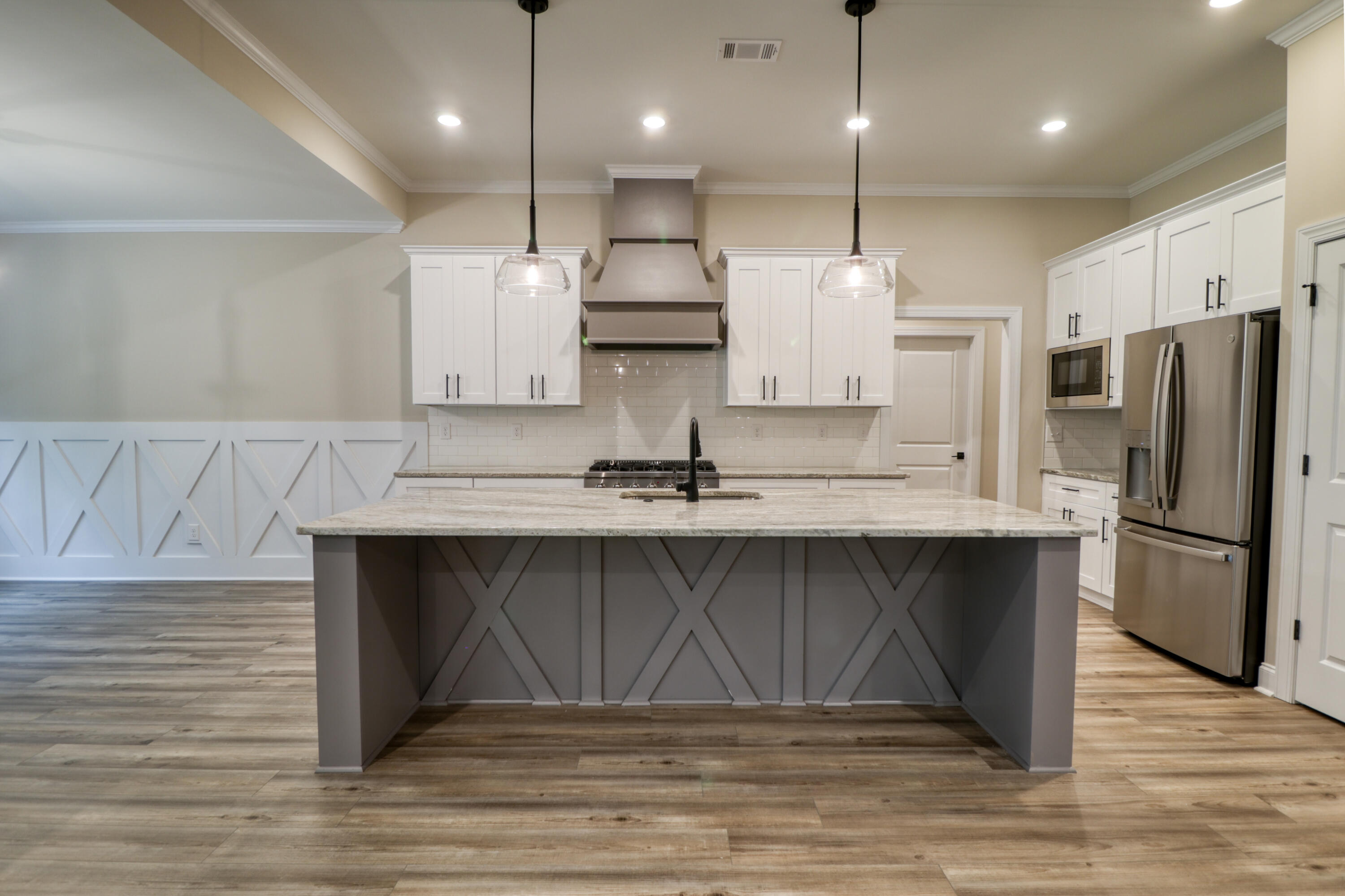 5321 CHARNWOOD FOREST Circle