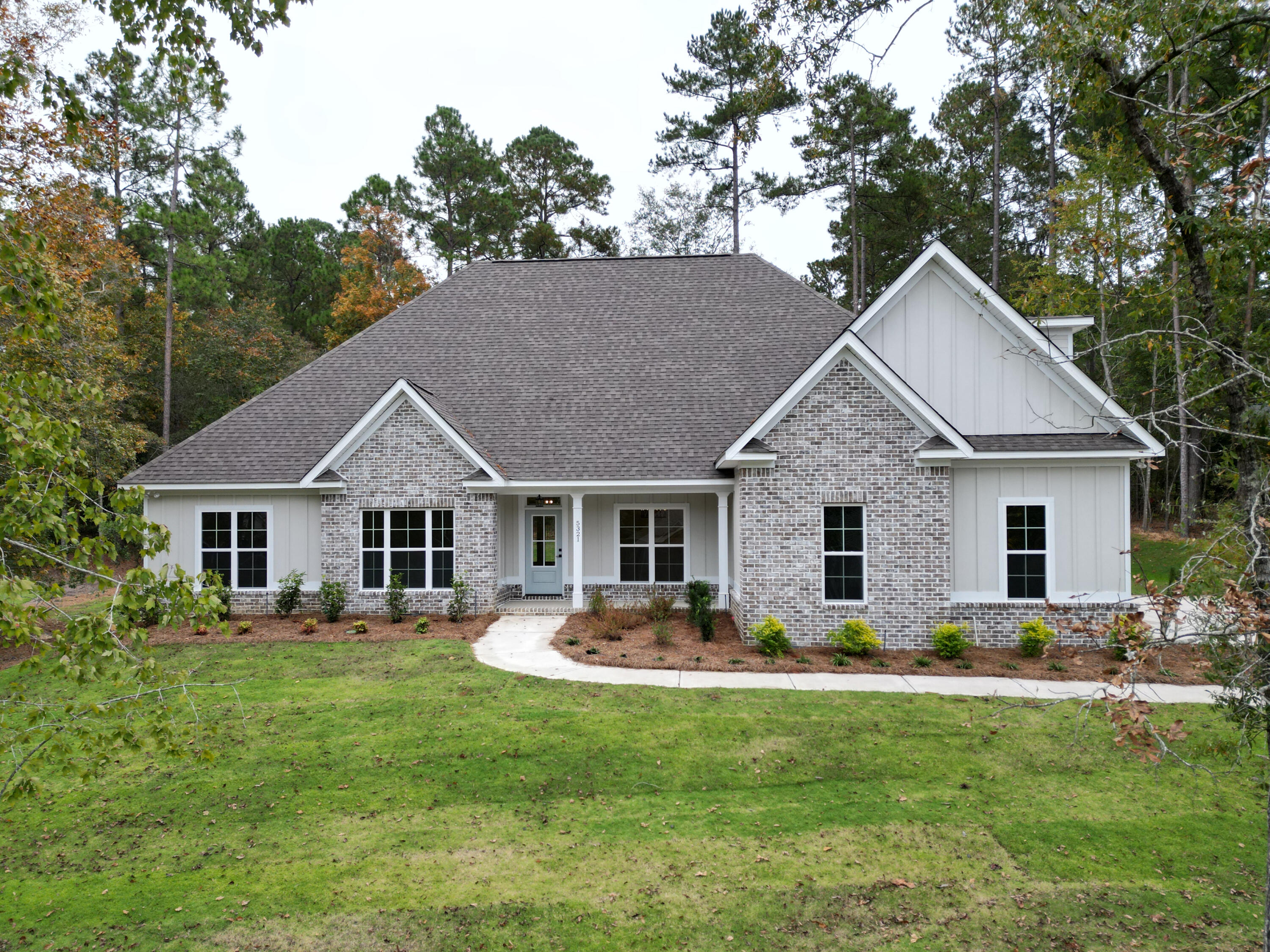 5321 CHARNWOOD FOREST Circle