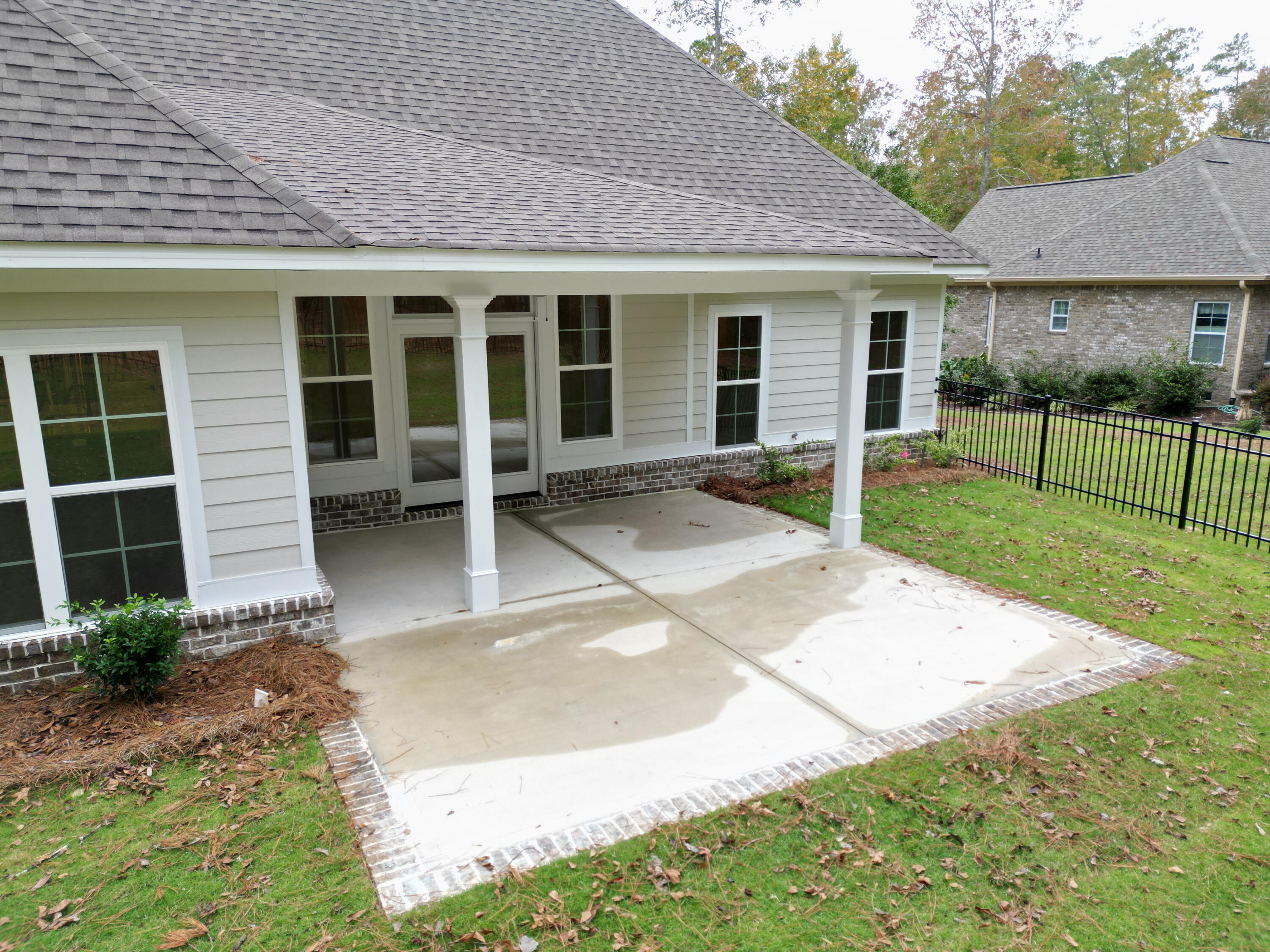 5321 CHARNWOOD FOREST Circle