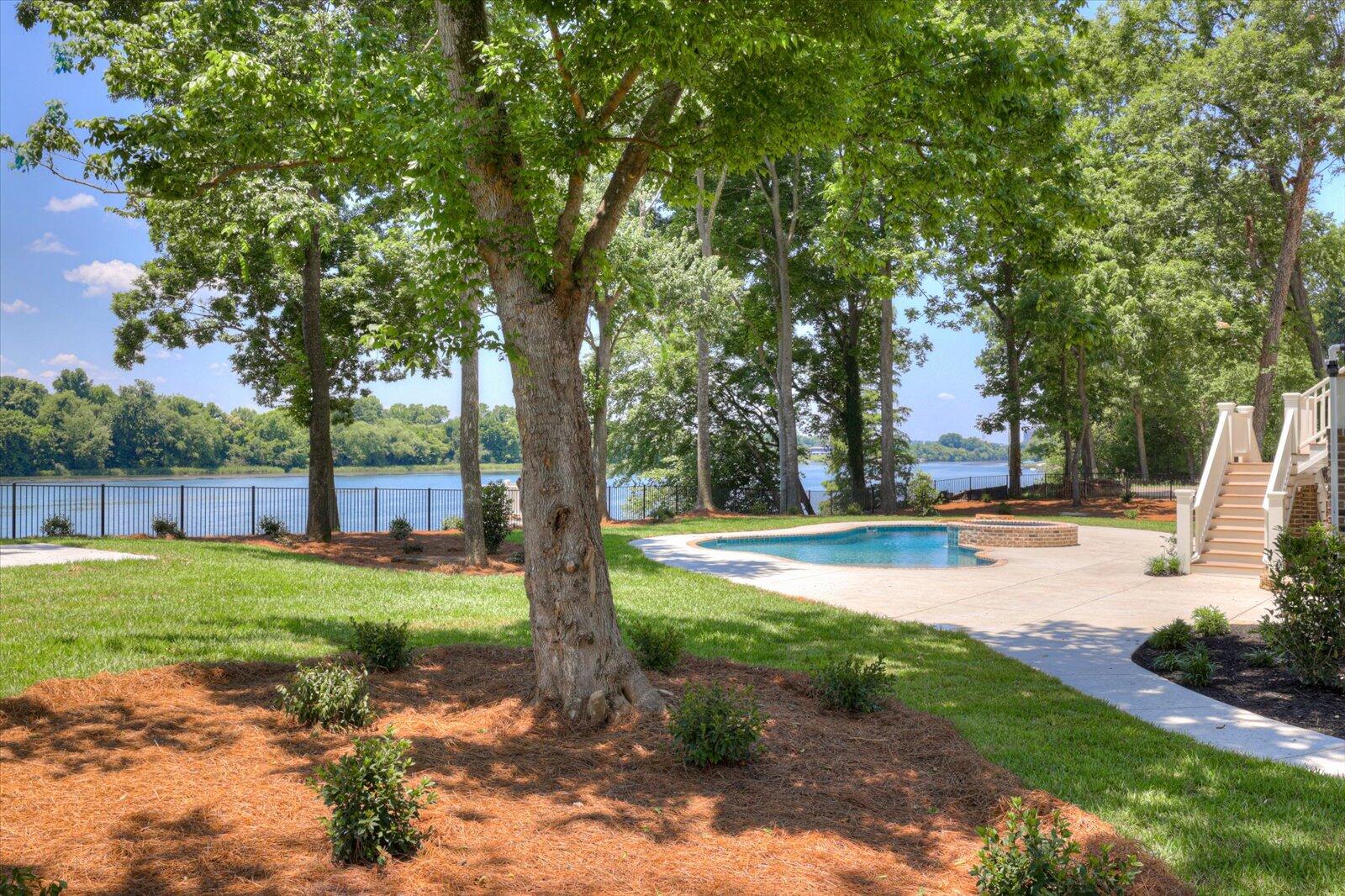 674 RIVERNORTH Drive