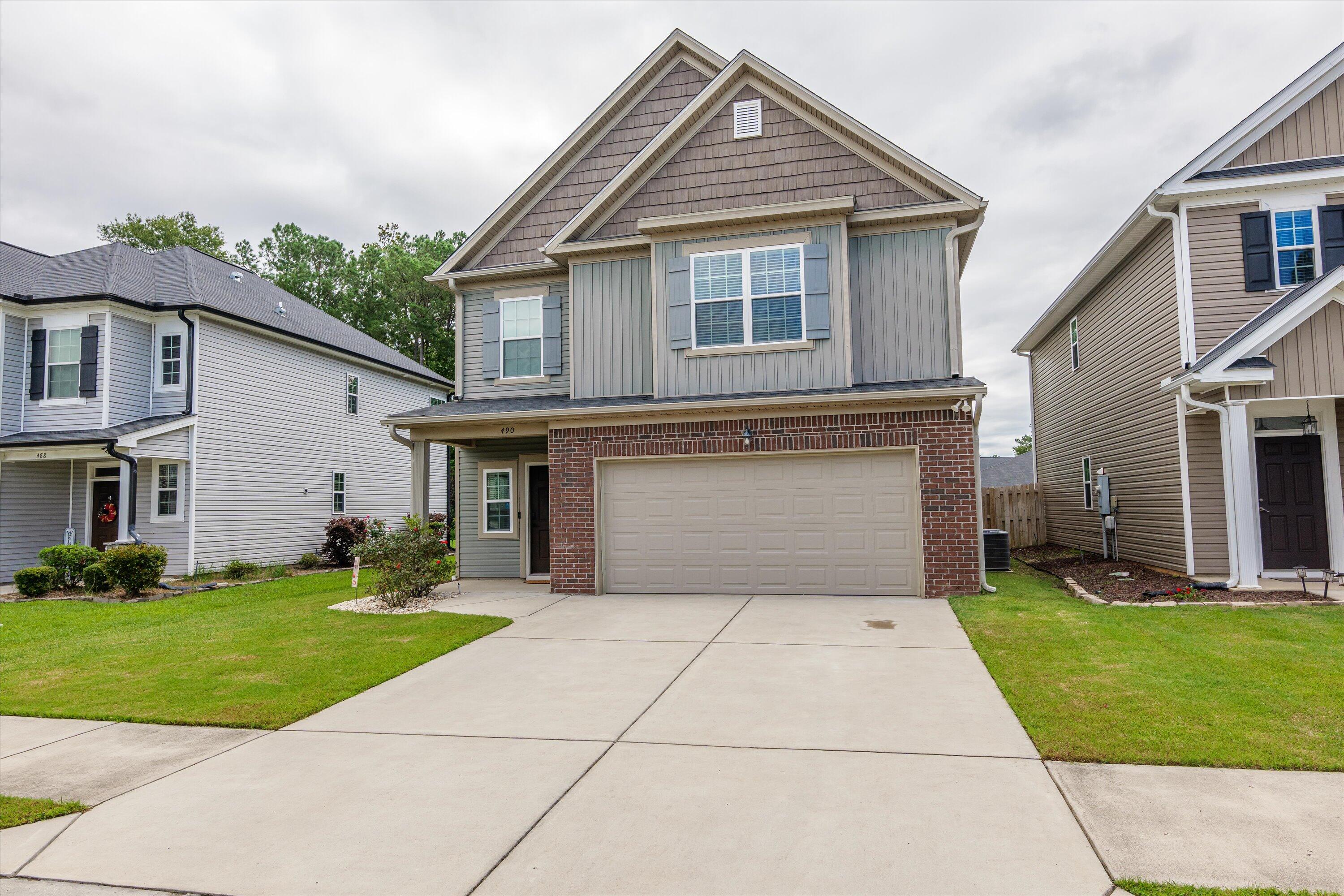 490 BRANTLEY COVE Circle