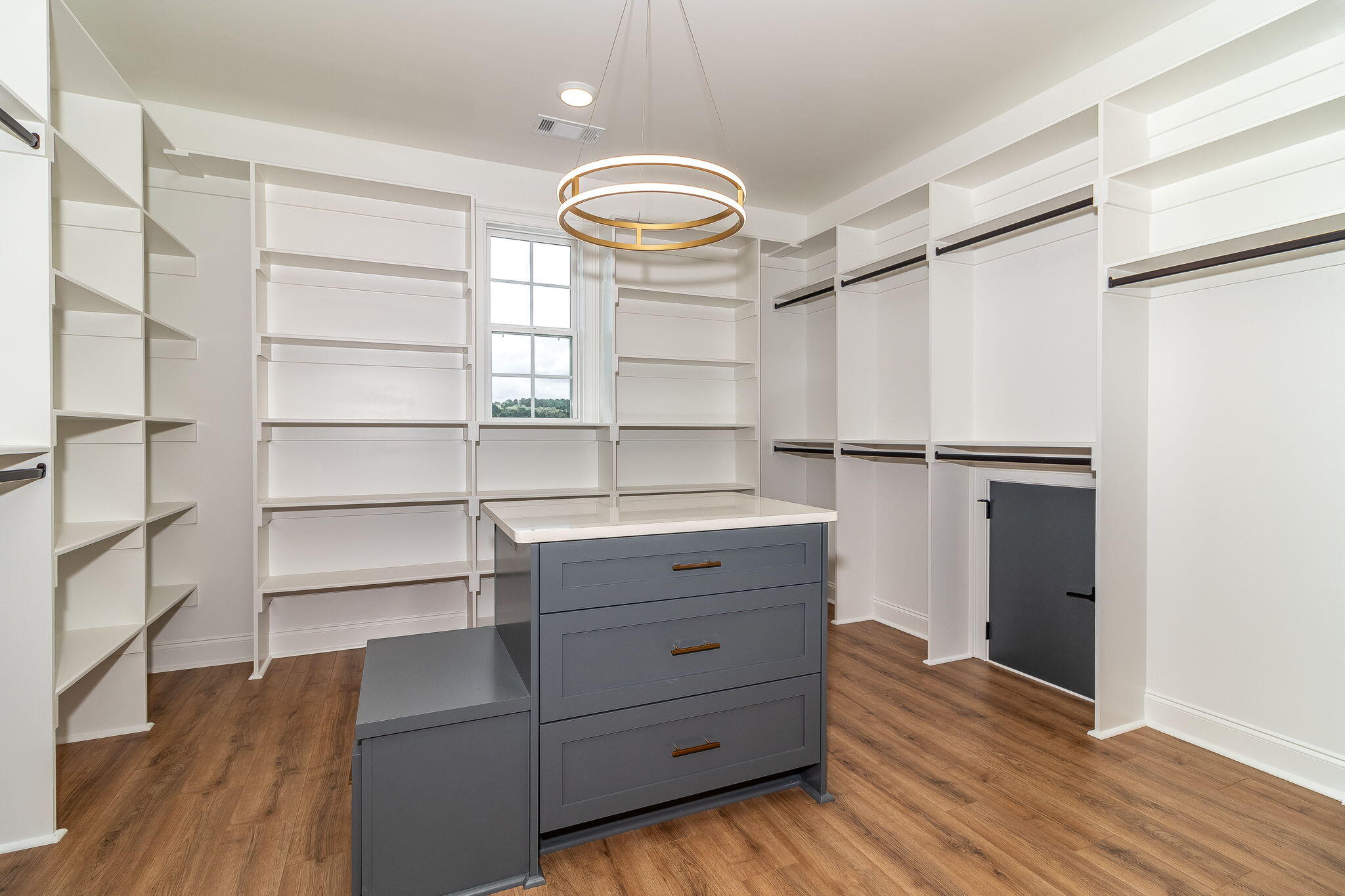 7015 WRENFIELD WAY Drive