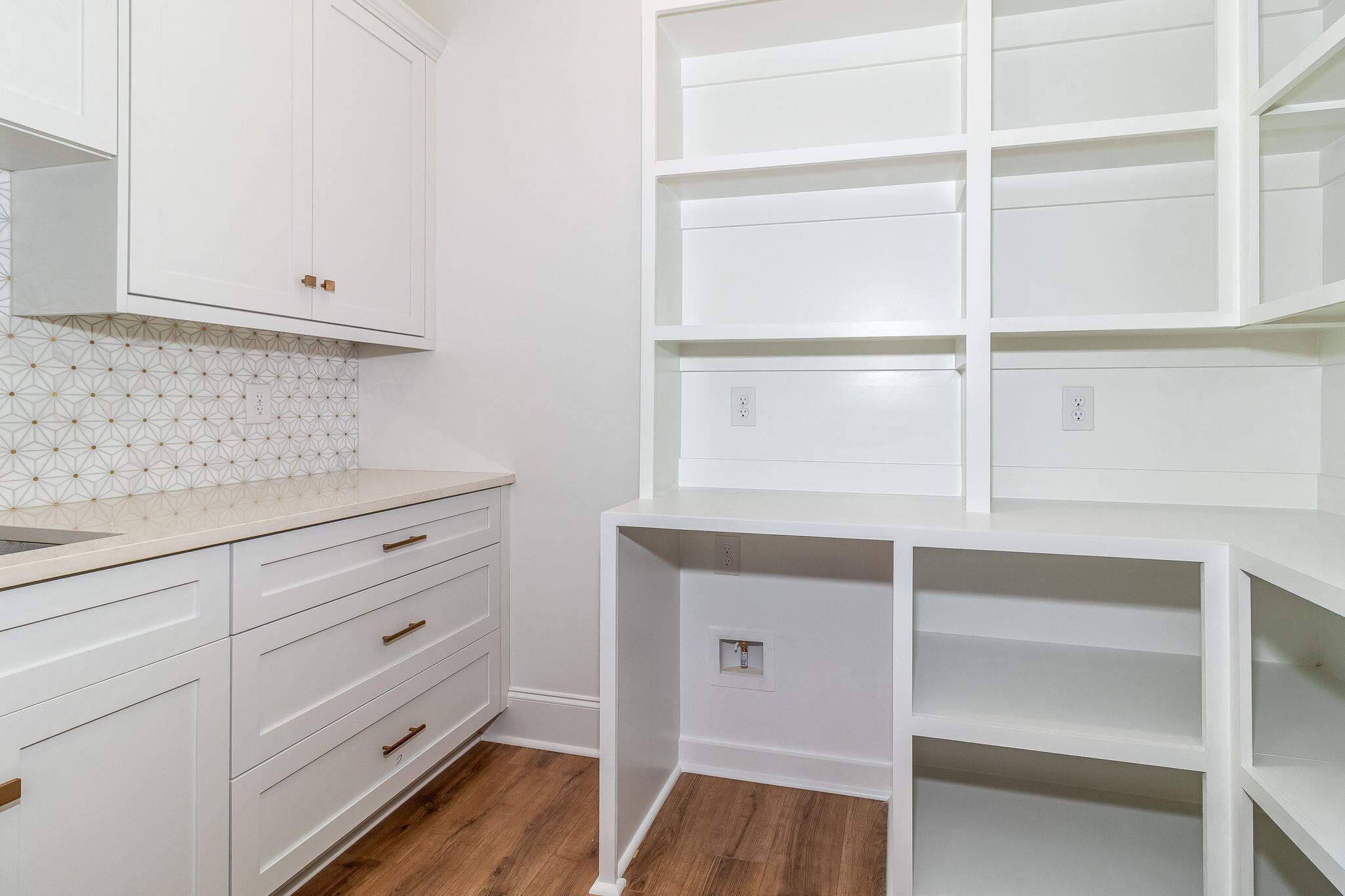 7015 WRENFIELD WAY Drive