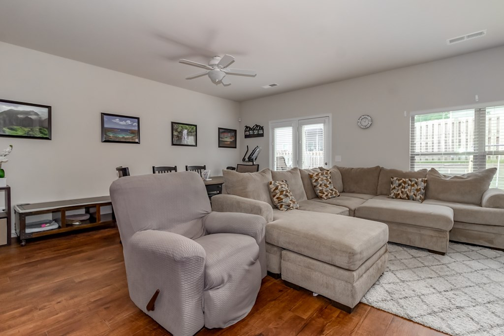 368 STABLEBRIDGE Drive