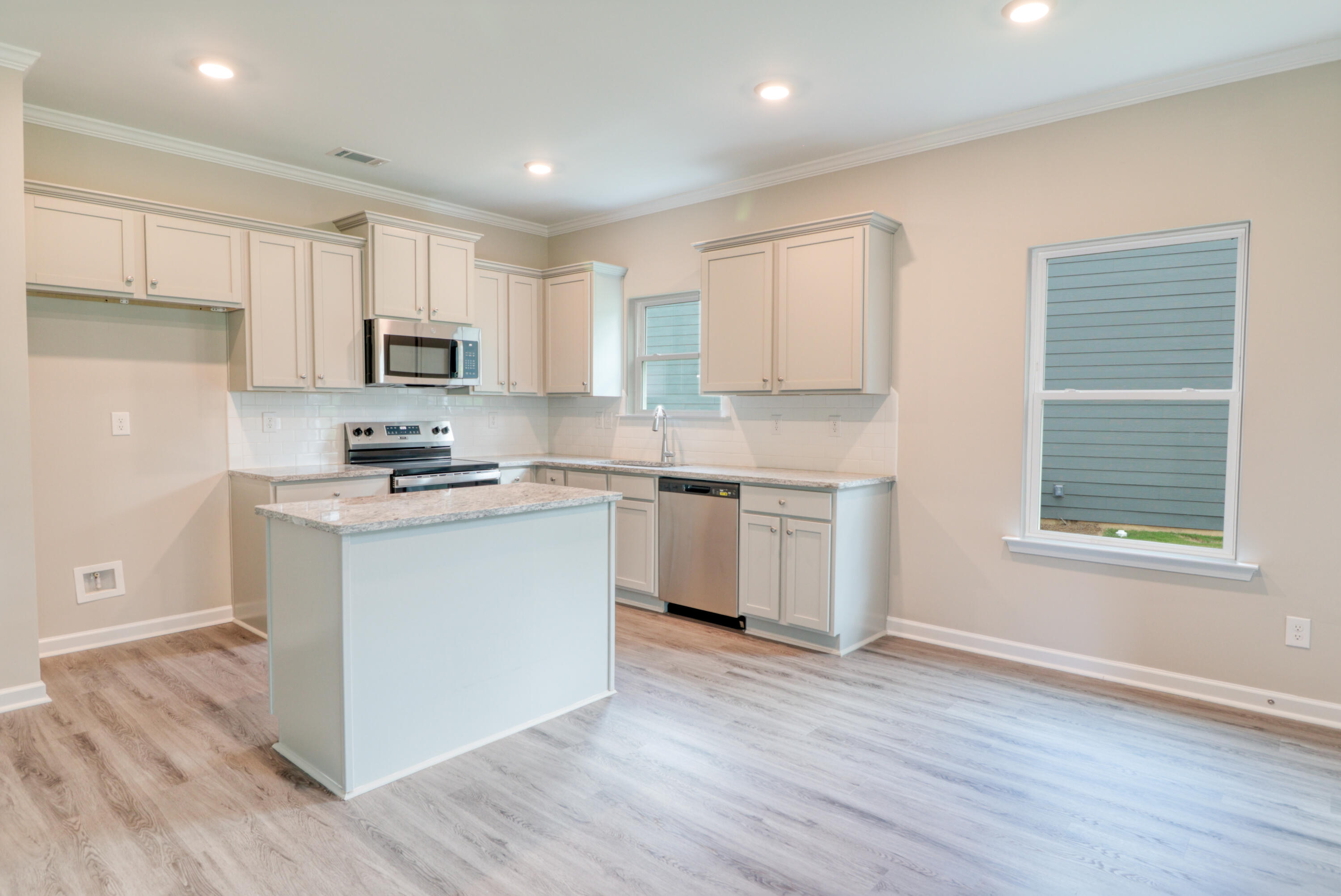 7092 FOGGY RIVER Drive