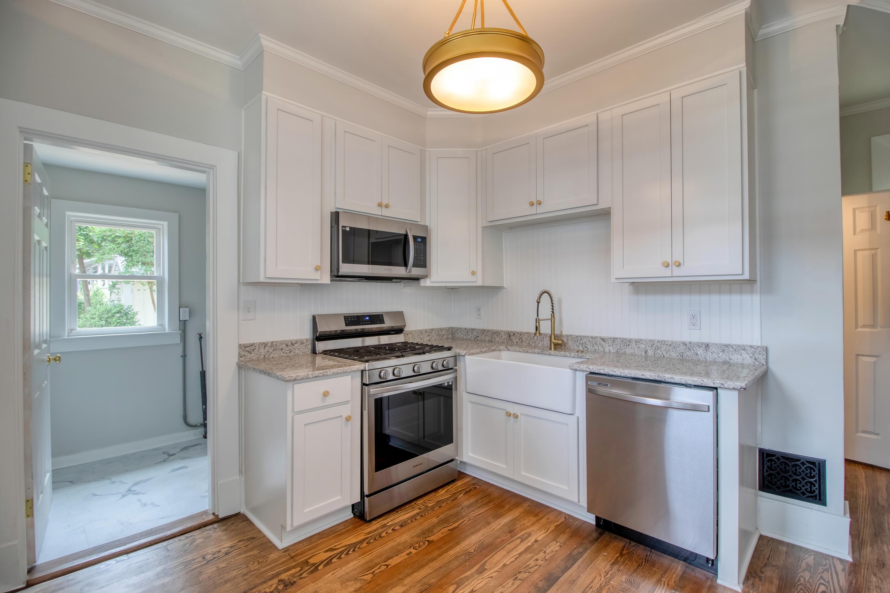 2002 BRANSFORD Avenue