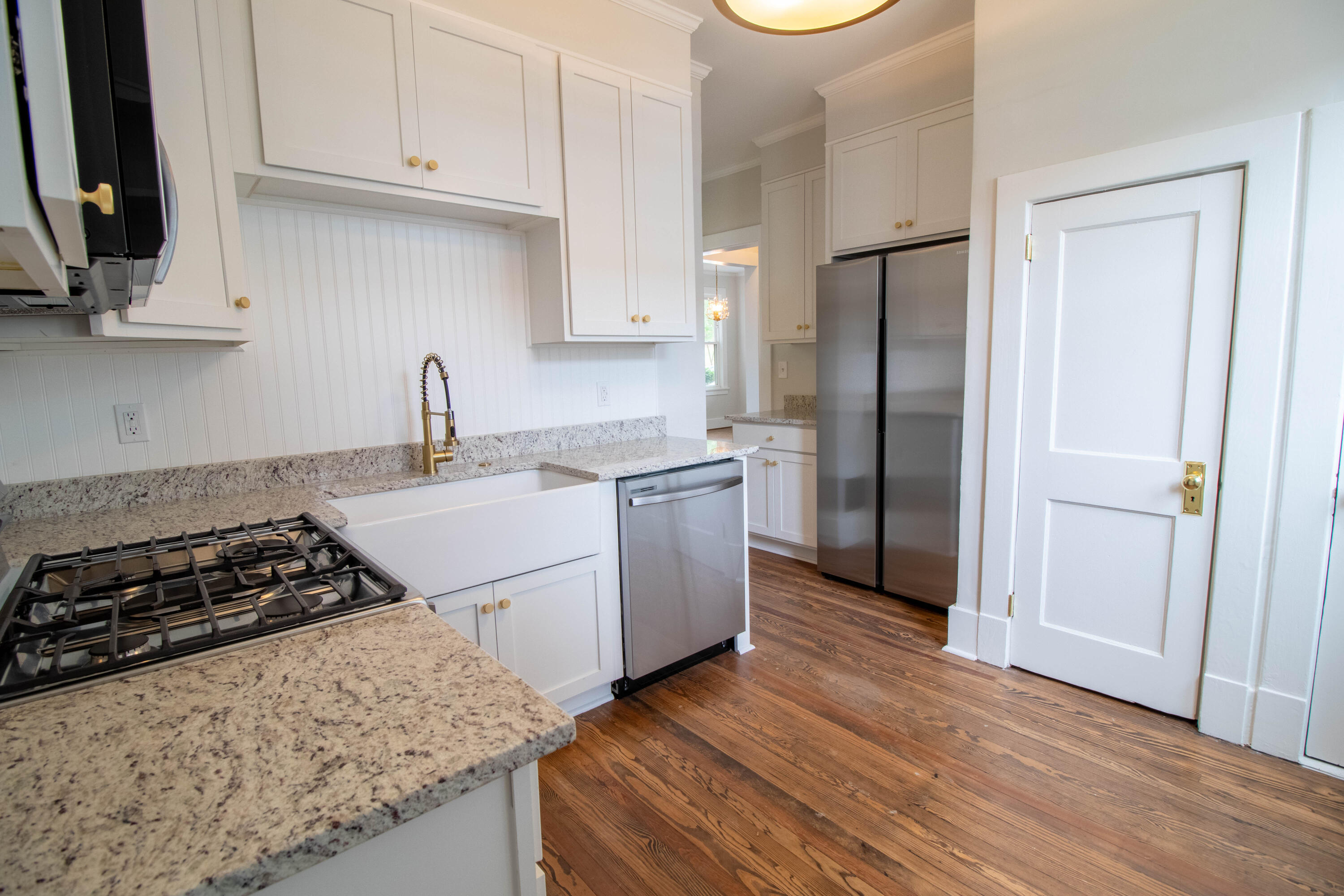 2002 BRANSFORD Avenue