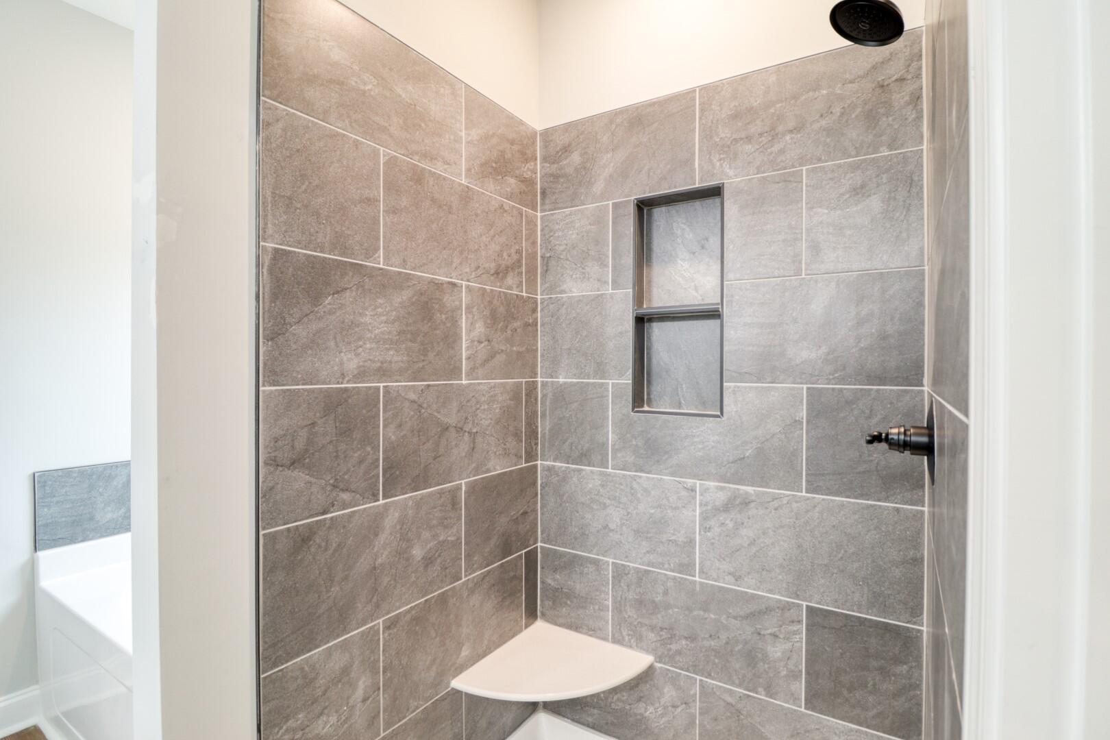 1503 ASCAUGA LAKE Road