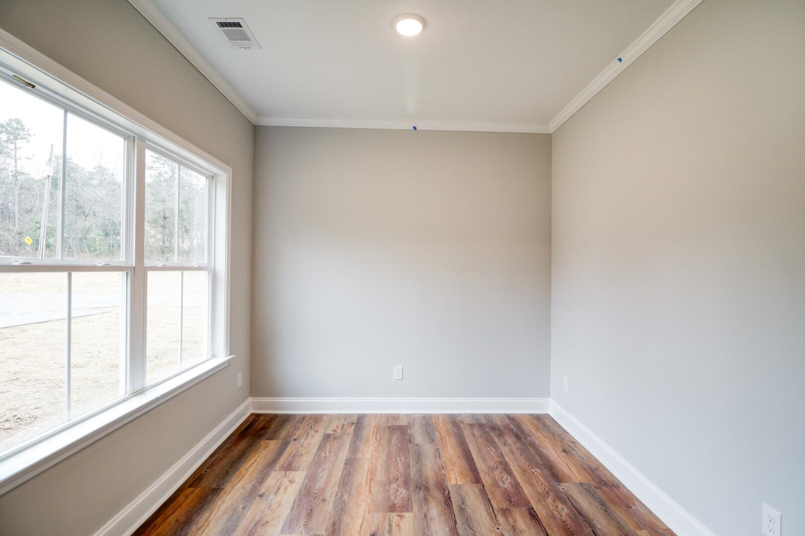 1503 ASCAUGA LAKE Road