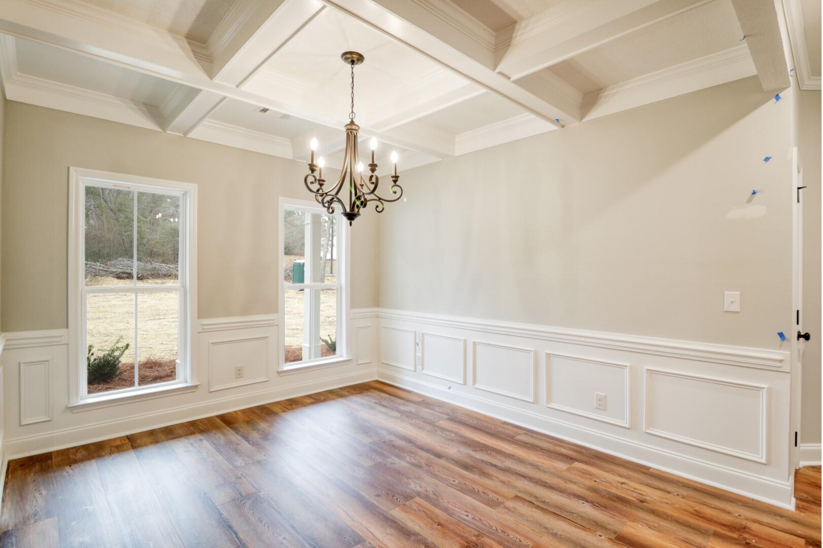 1503 ASCAUGA LAKE Road