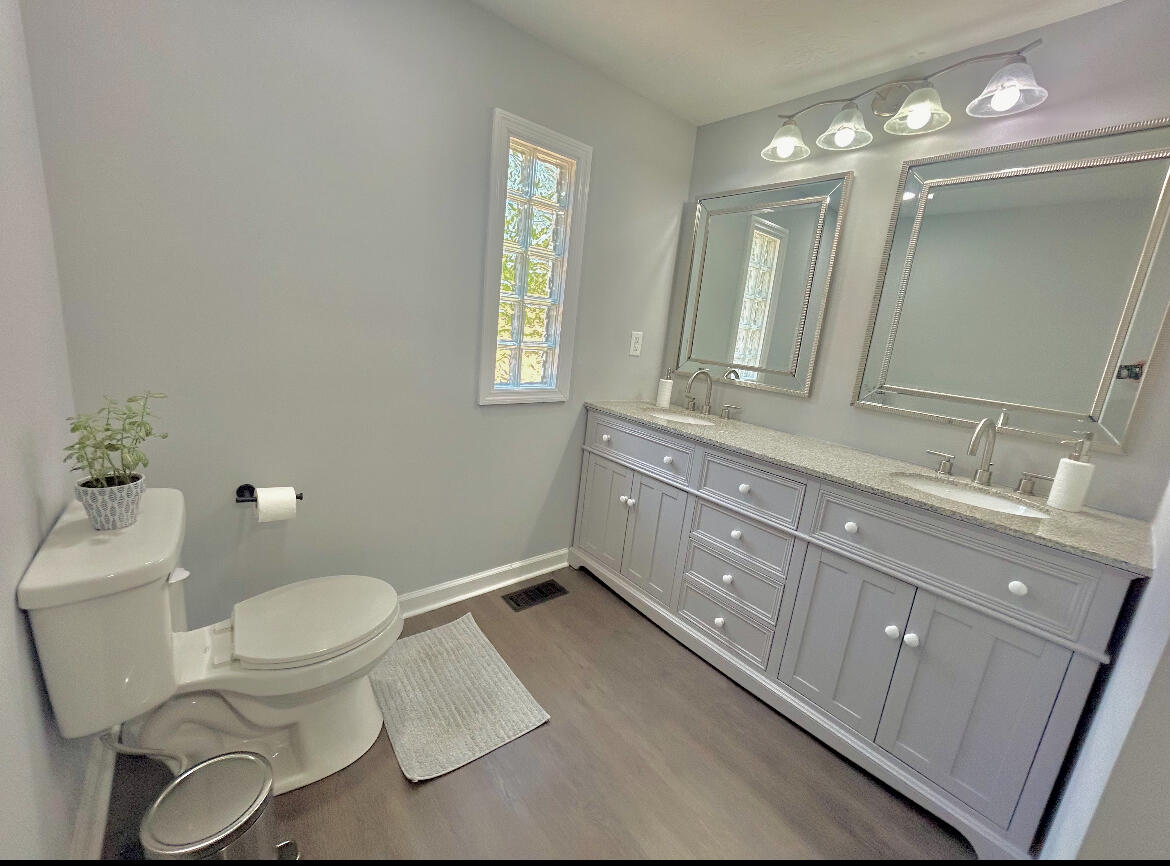 4617 CALAIS CIRCLE Circle