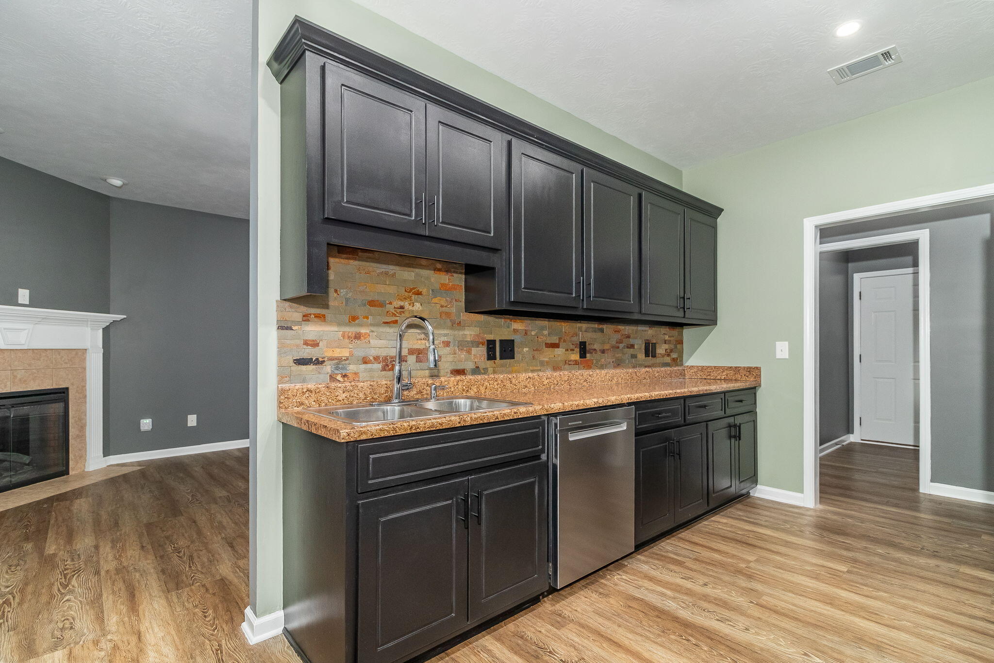 304 ANSLEY LANE Lane