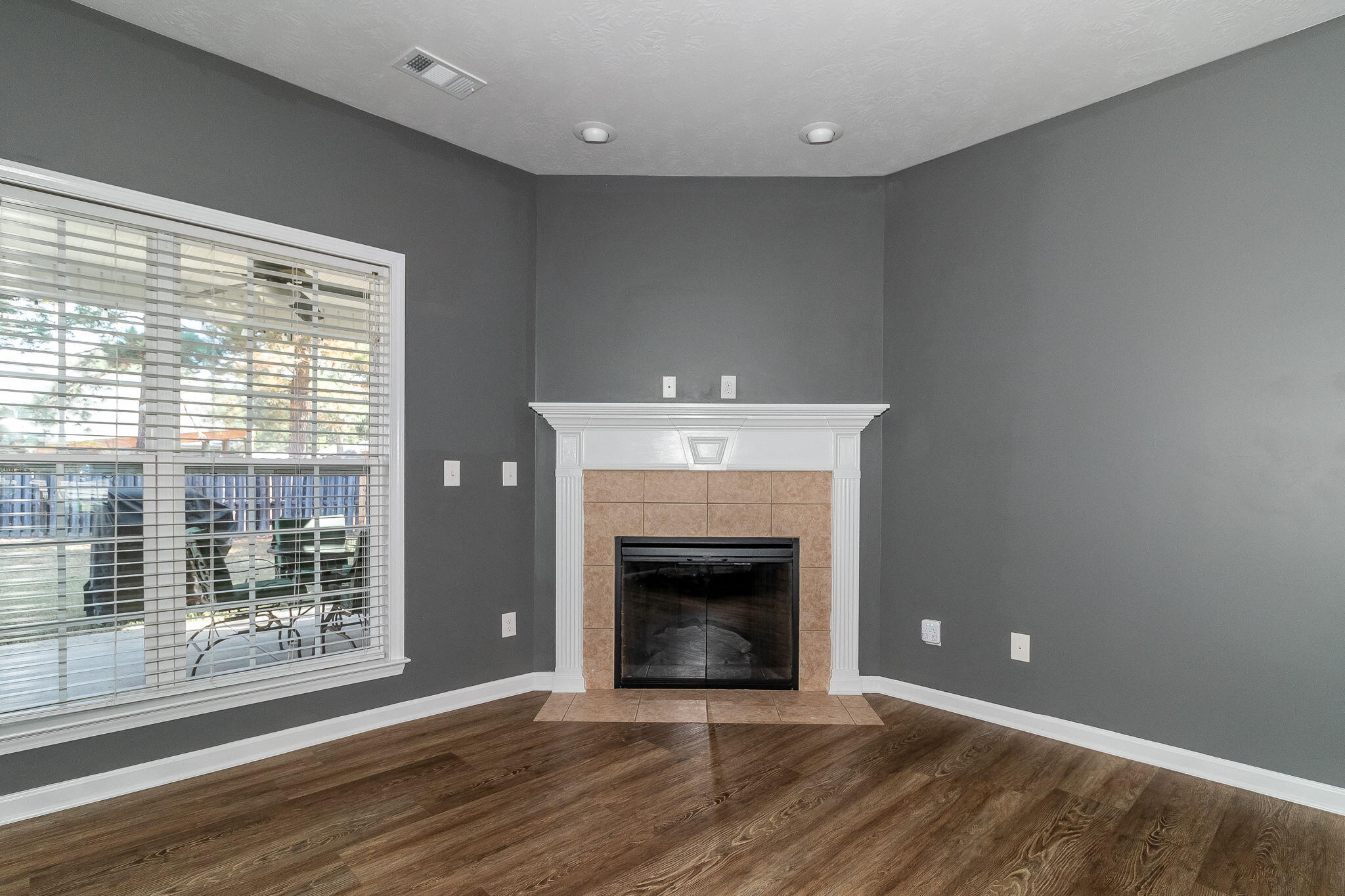 304 ANSLEY LANE Lane