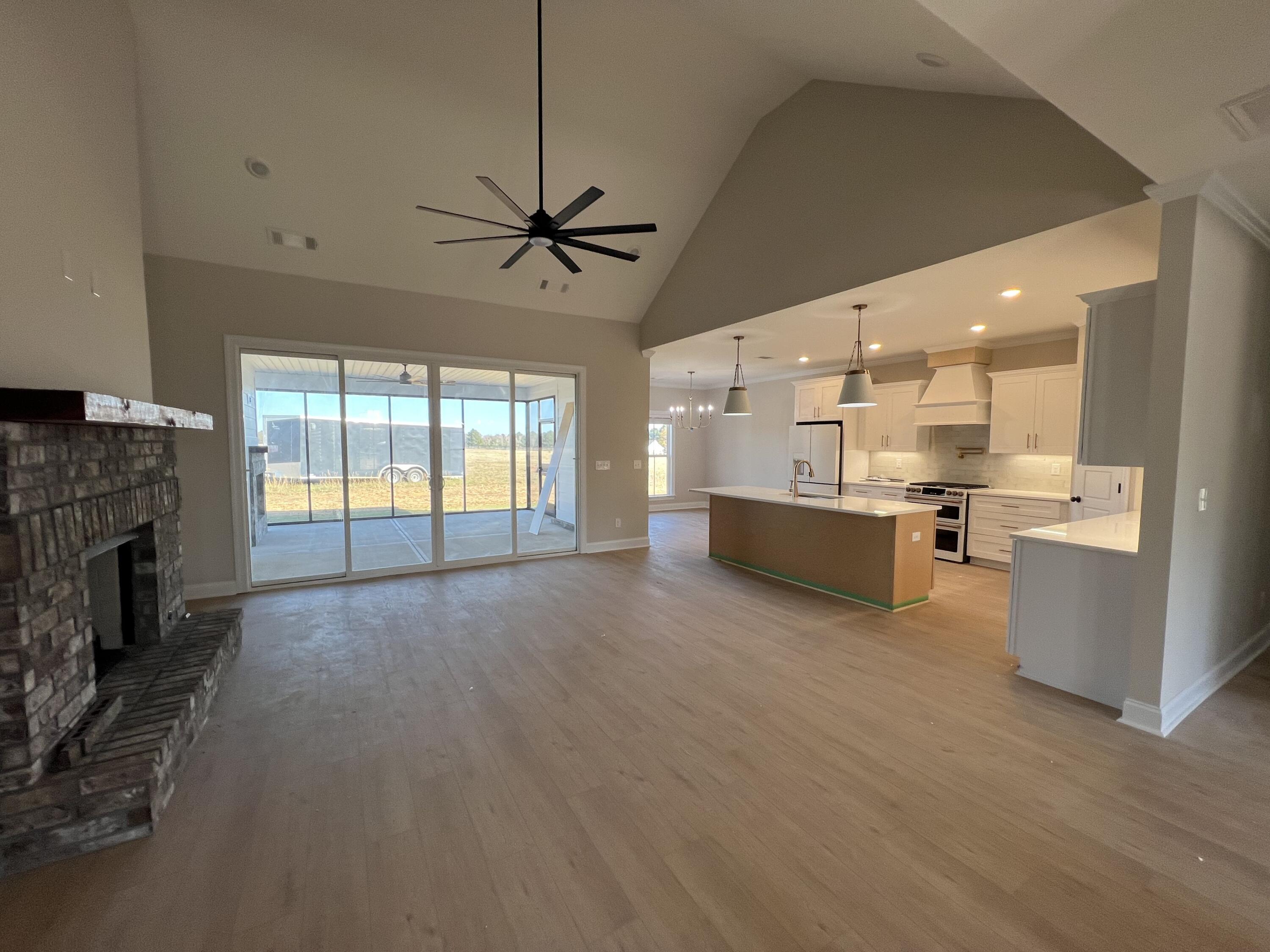 2747 STORM BRANCH Road