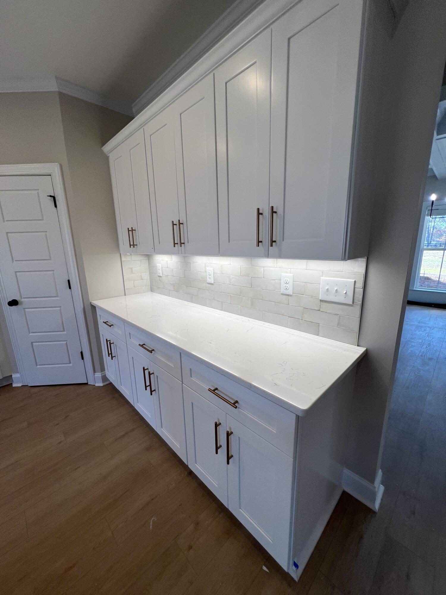 2747 STORM BRANCH Road