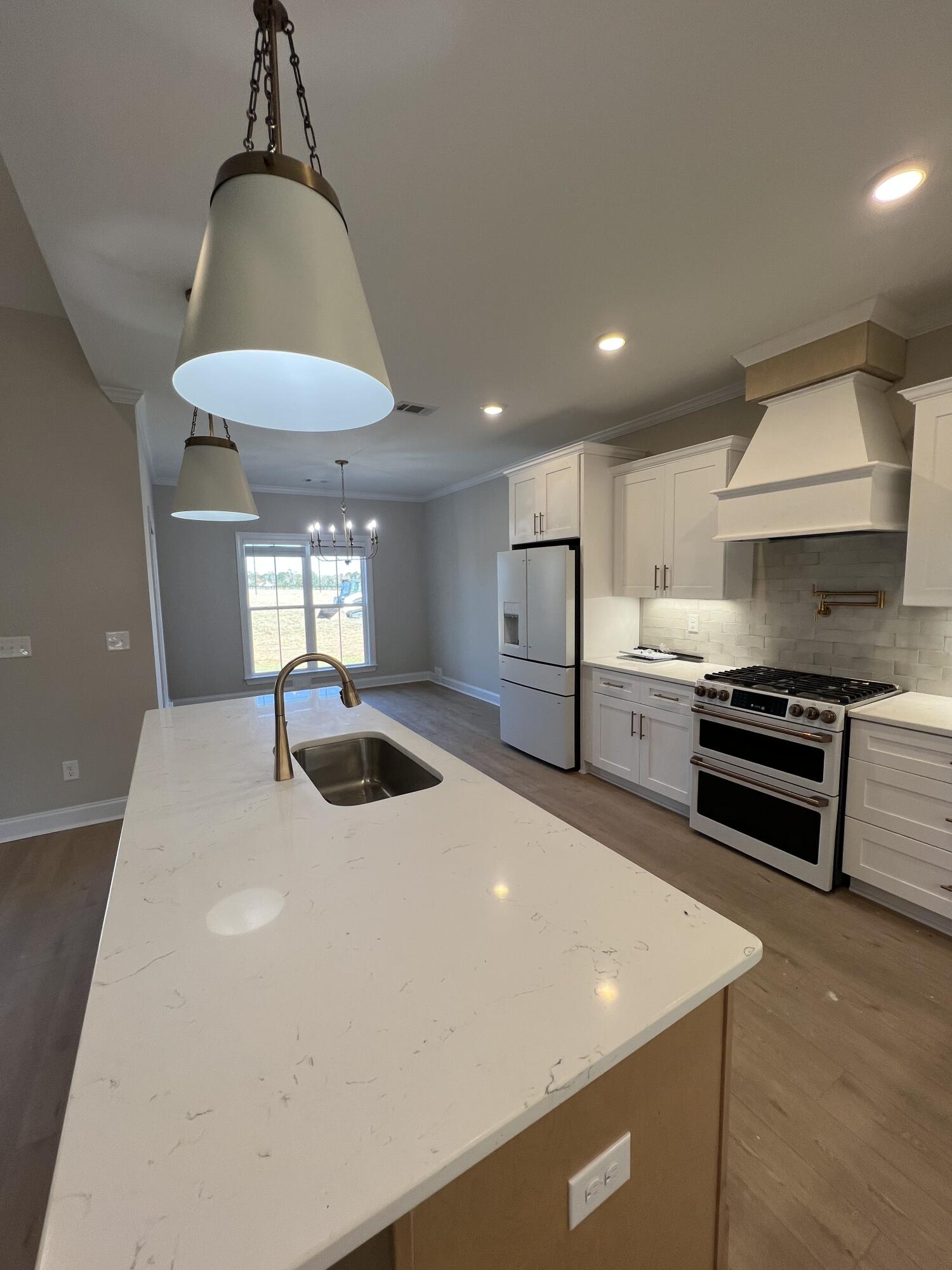 2747 STORM BRANCH Road