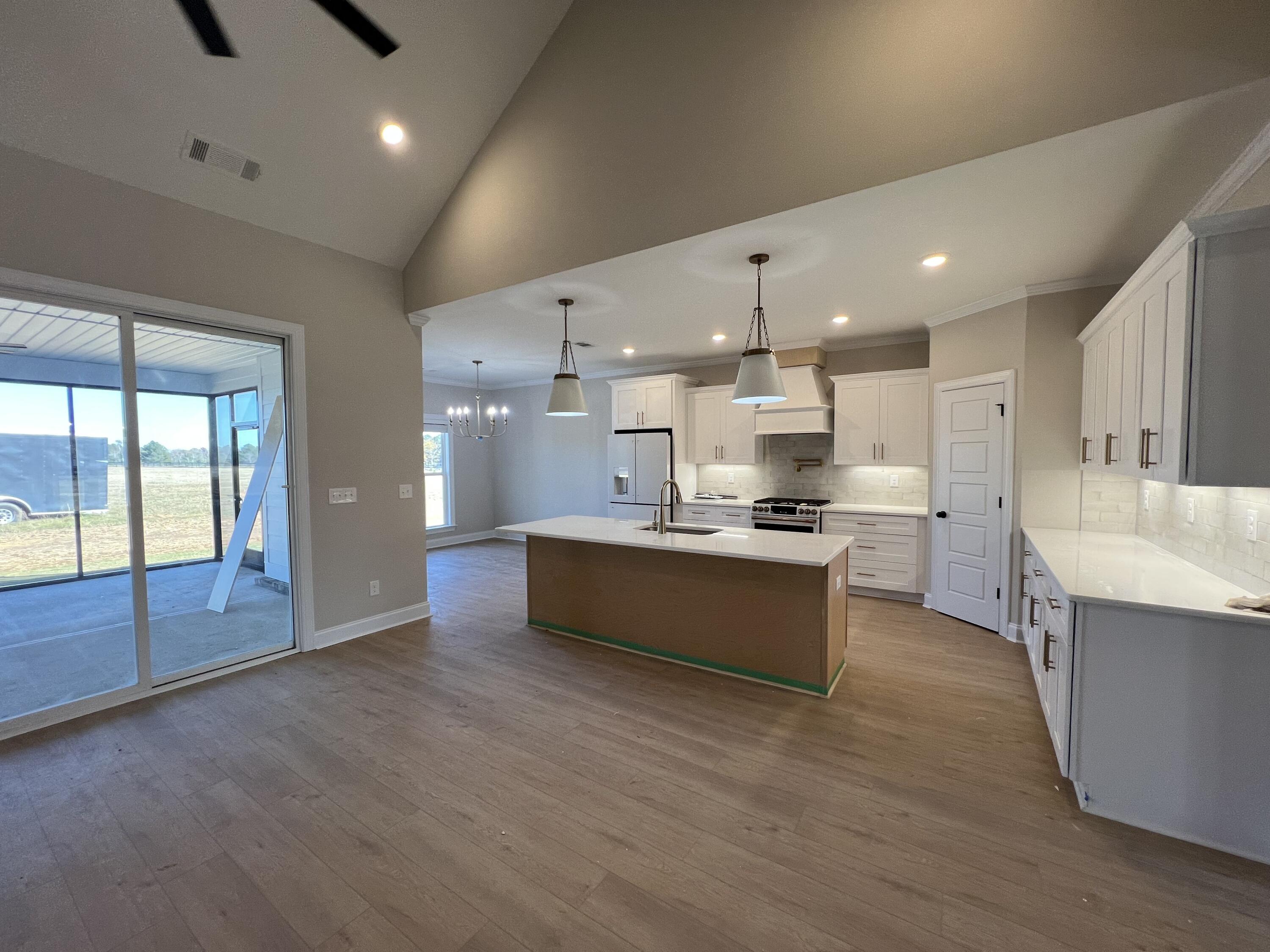 2747 STORM BRANCH Road