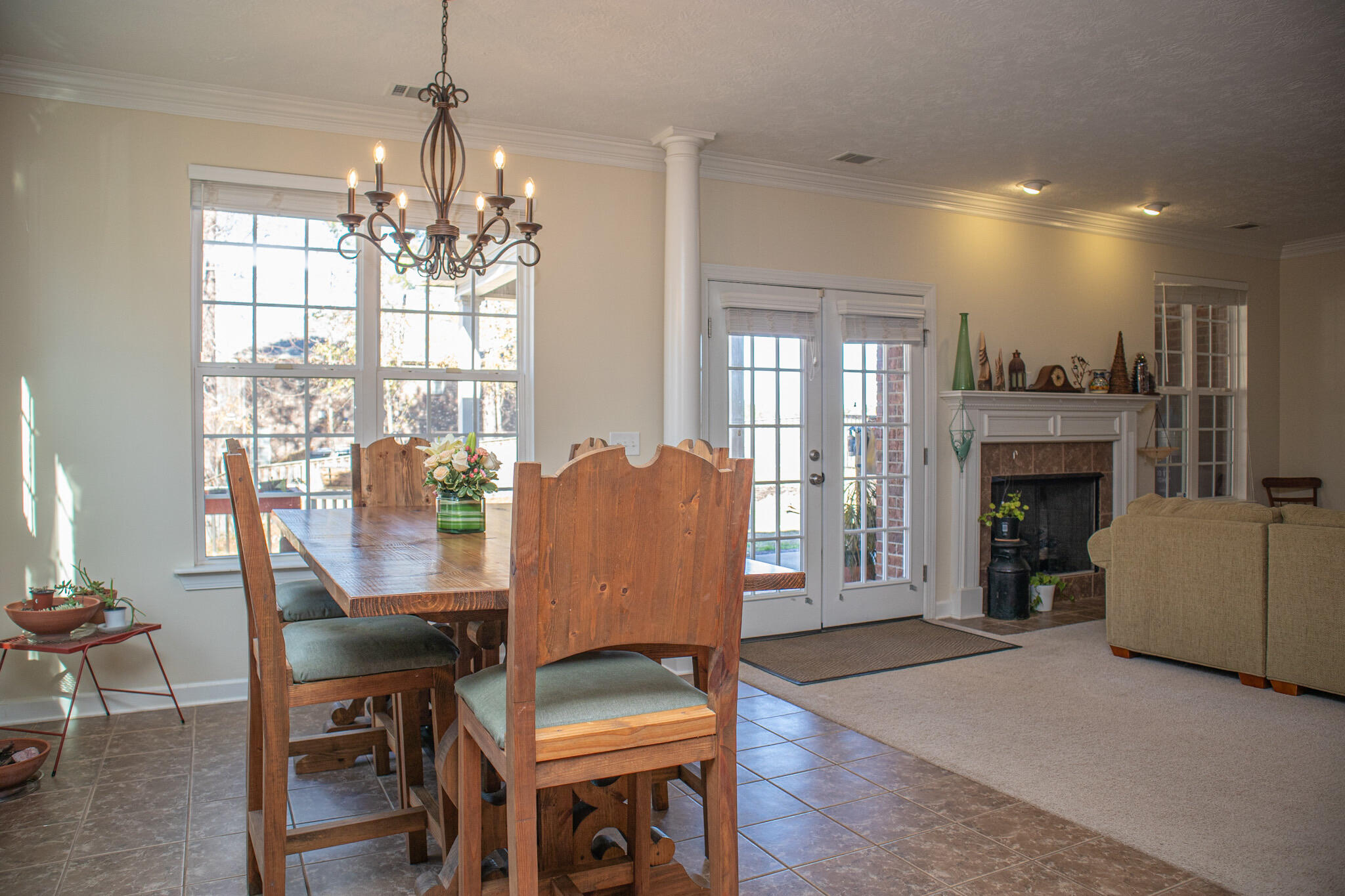 5119 WELLS DR. Drive