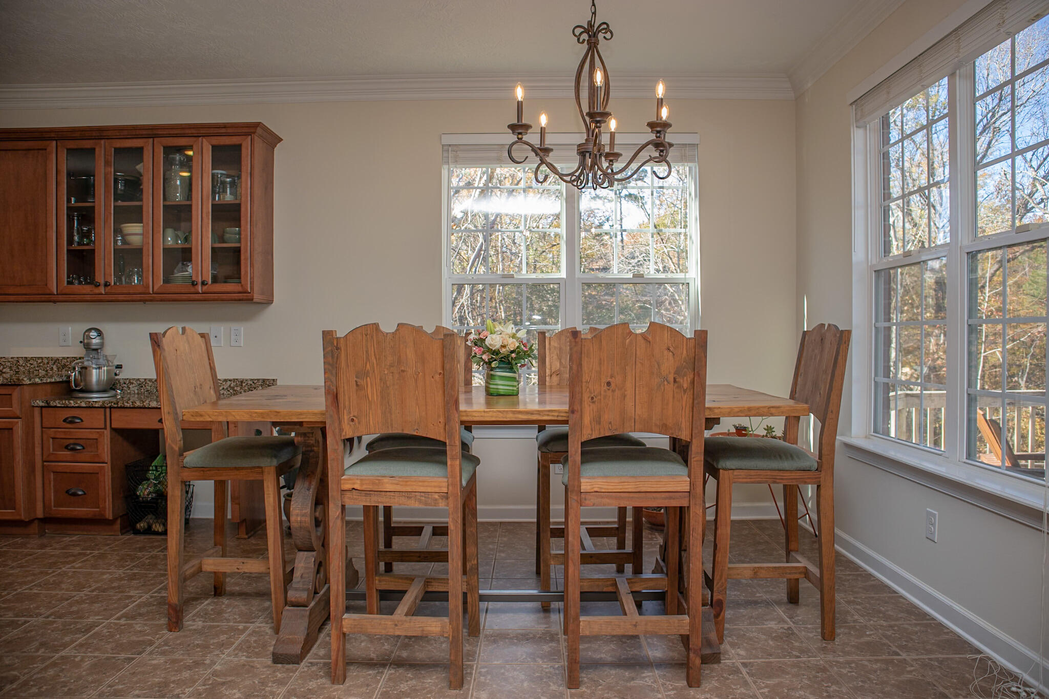 5119 WELLS DR. Drive