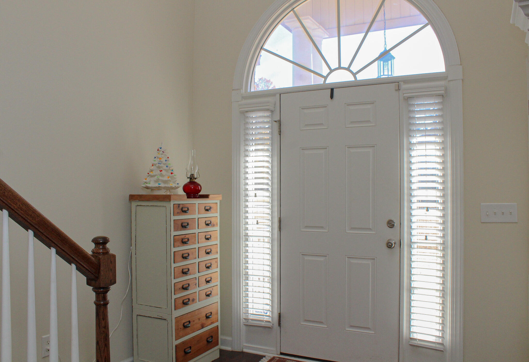 5119 WELLS DR. Drive