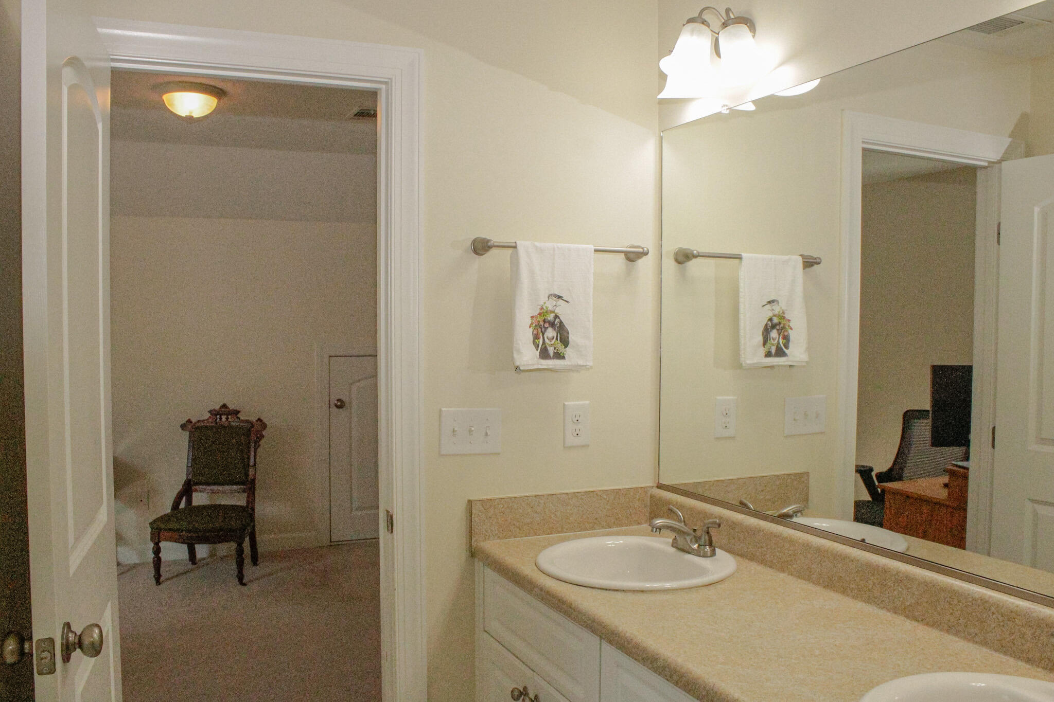 5119 WELLS DR. Drive