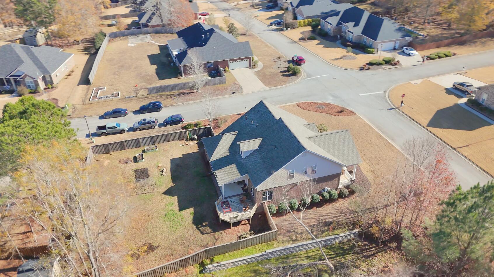 5119 WELLS DR. Drive