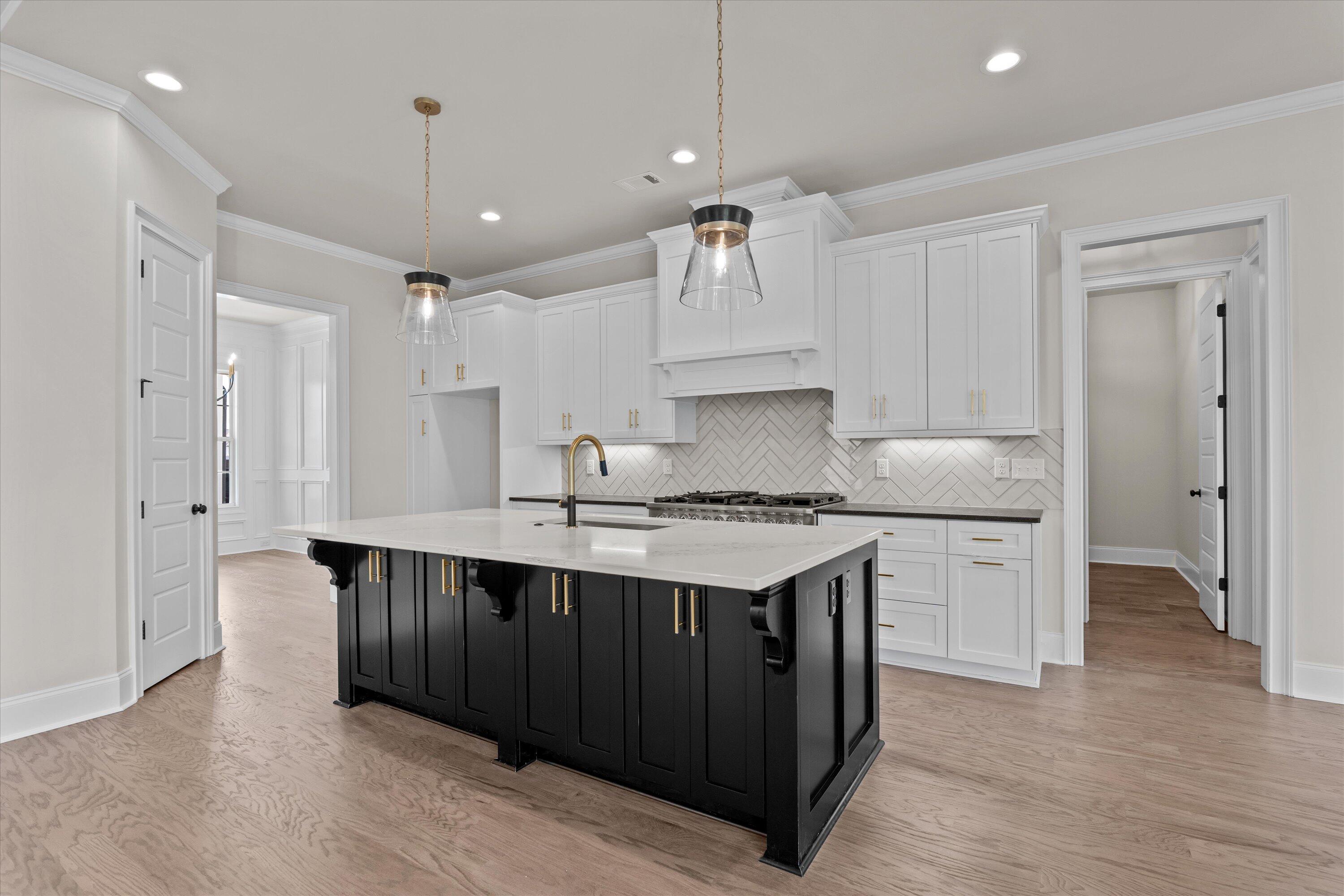 1221 HONEY LANE Lane