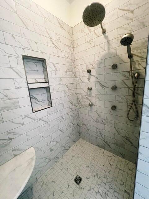 5373 CHARNWOOD FOREST Circle