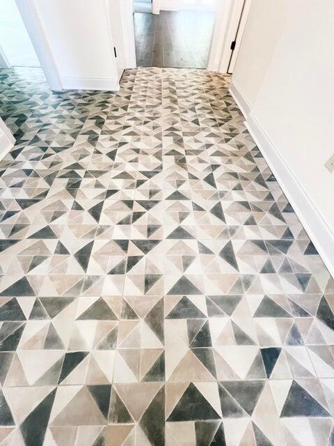 5373 CHARNWOOD FOREST Circle