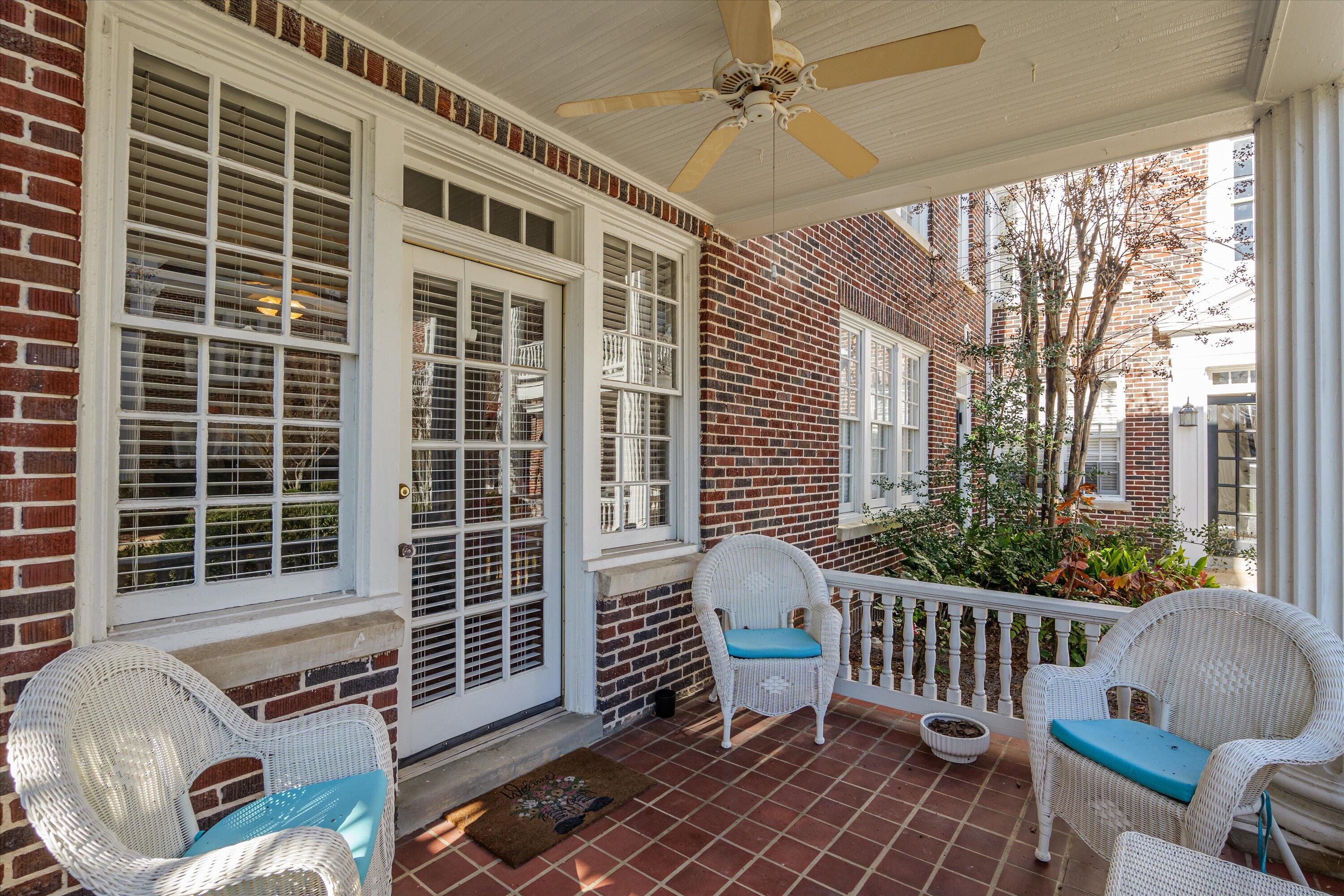 2549 WALTON Way Unit: G1