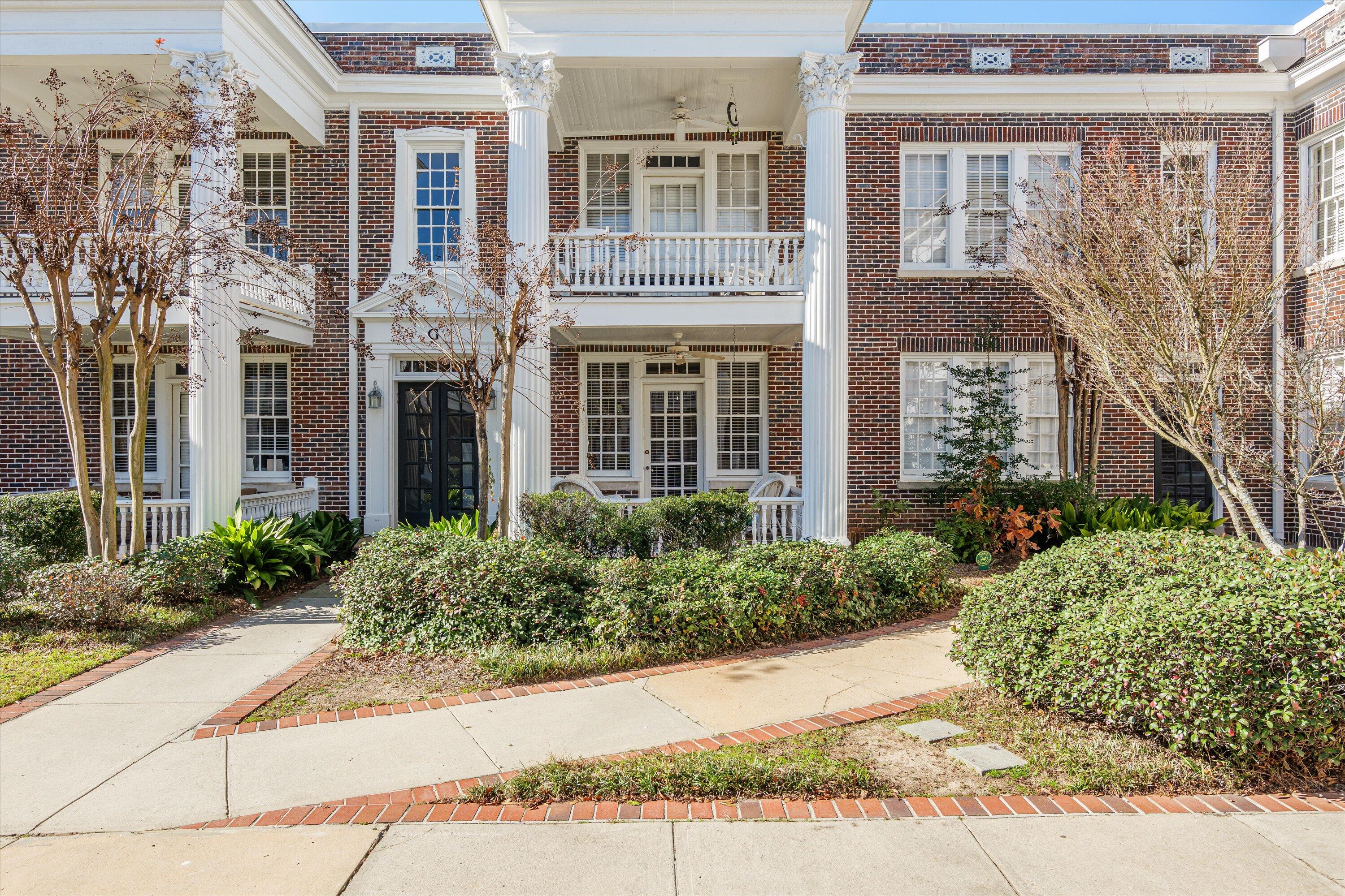 2549 WALTON Way Unit: G1