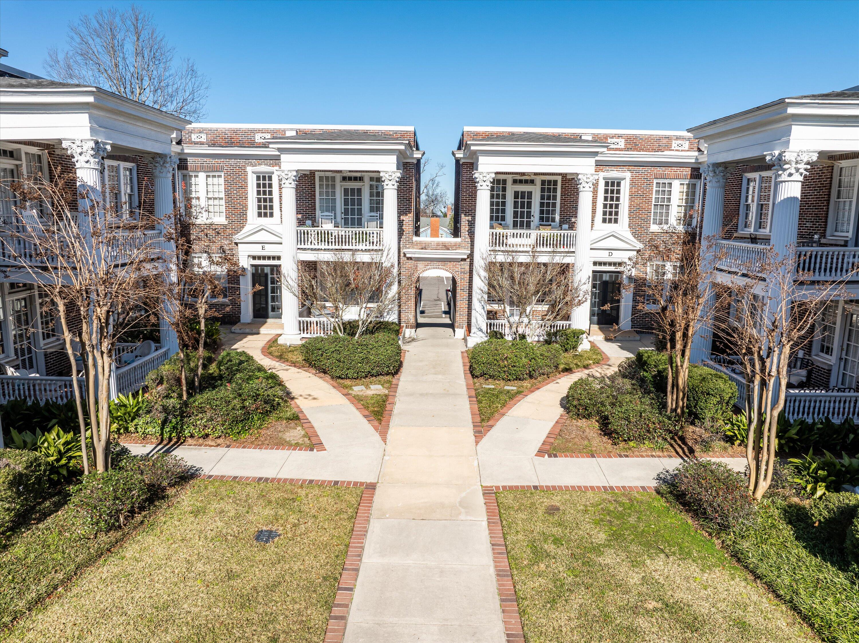 2549 WALTON Way Unit: G1