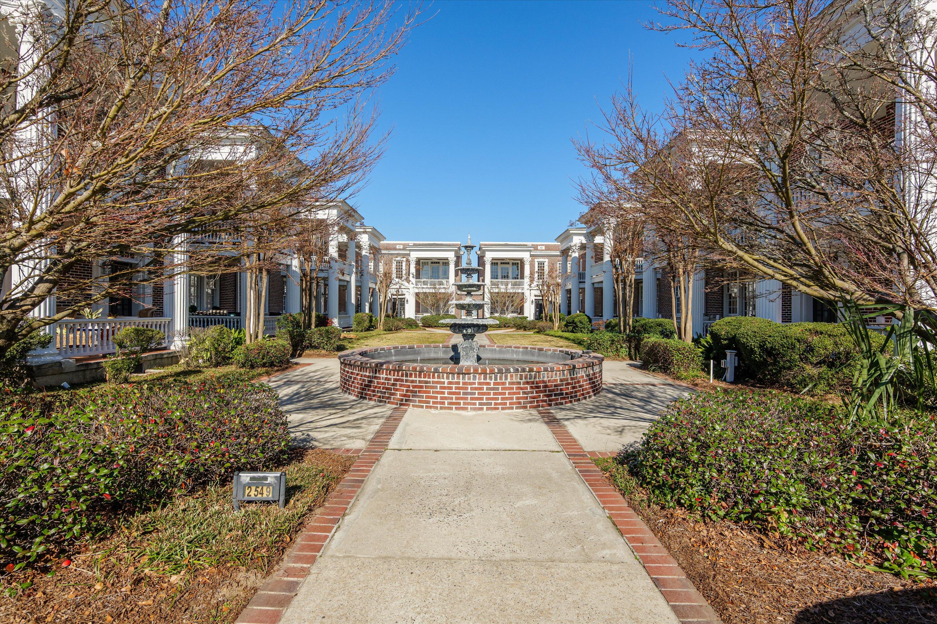 2549 WALTON Way Unit: G1