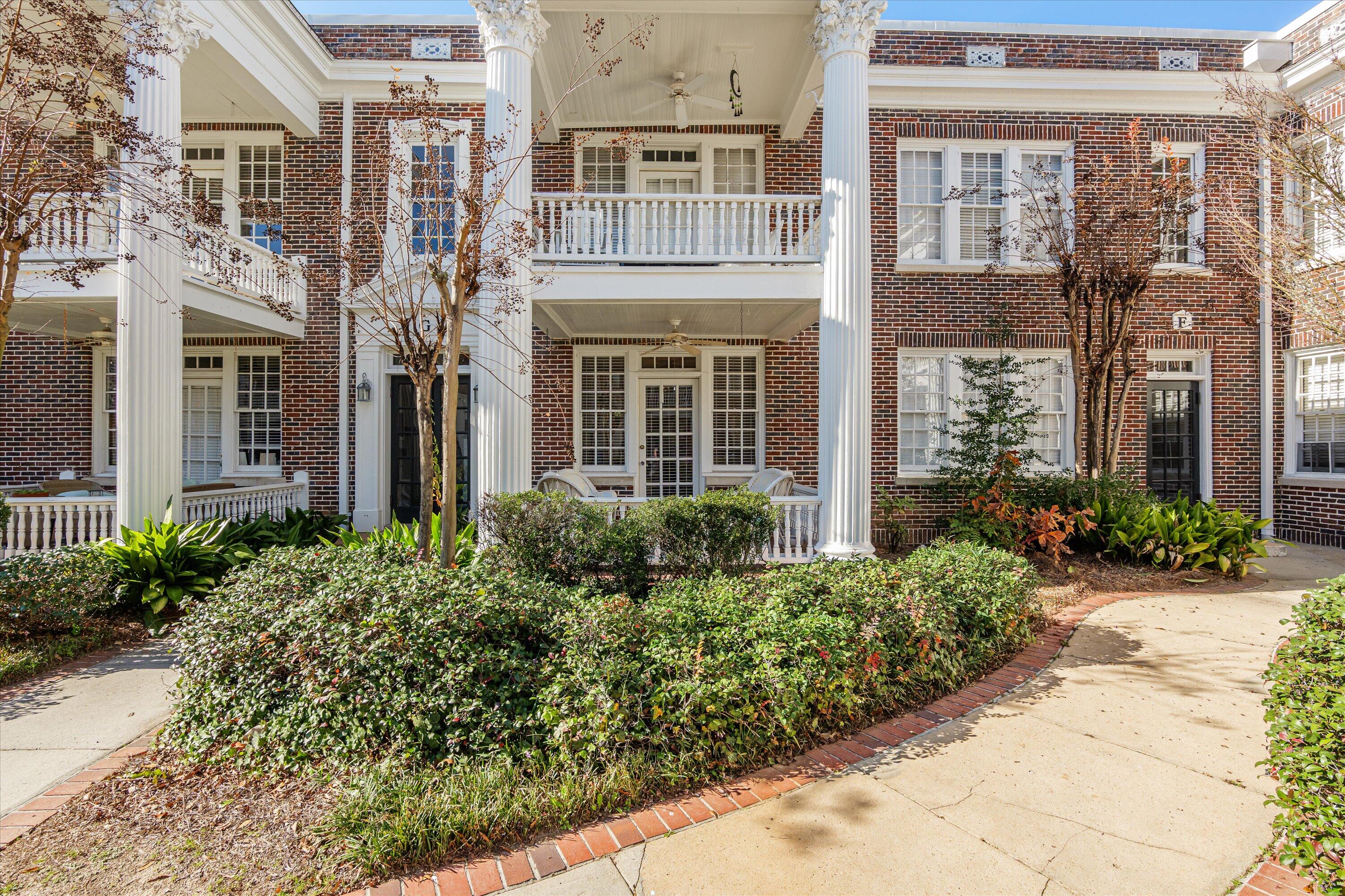 2549 WALTON Way Unit: G1