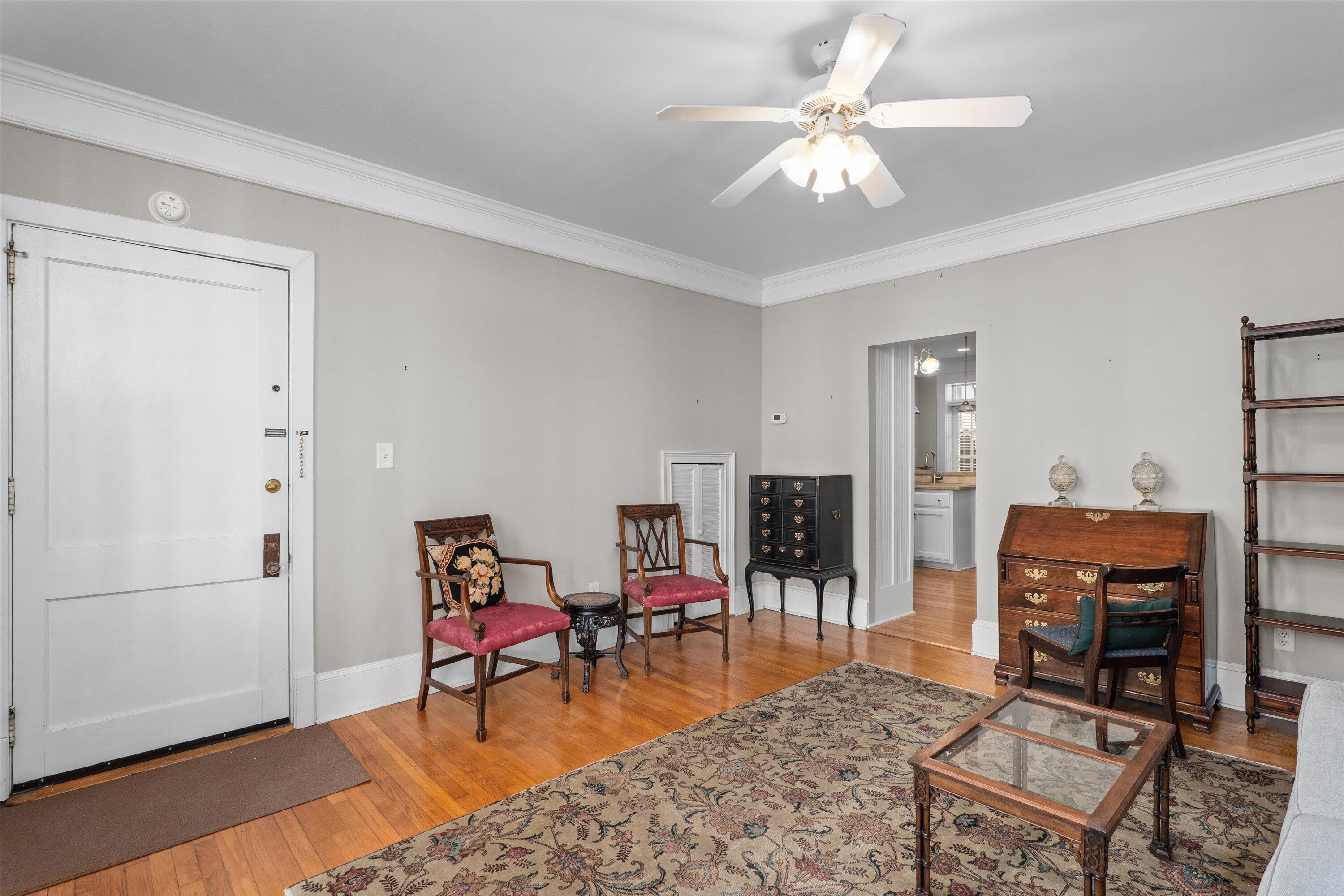 2549 WALTON Way Unit: G1