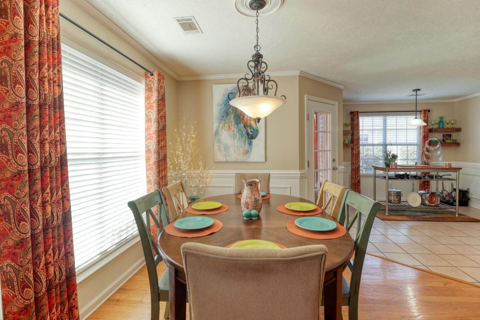 323 GRANDIFLORA Circle