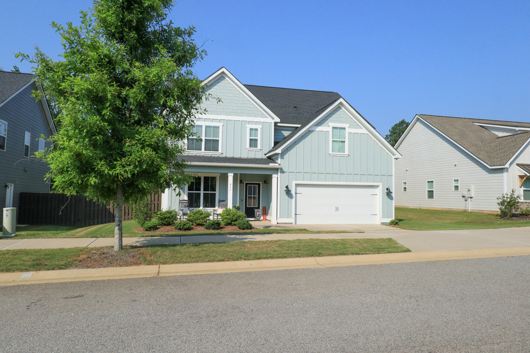 411 BARROW LANE