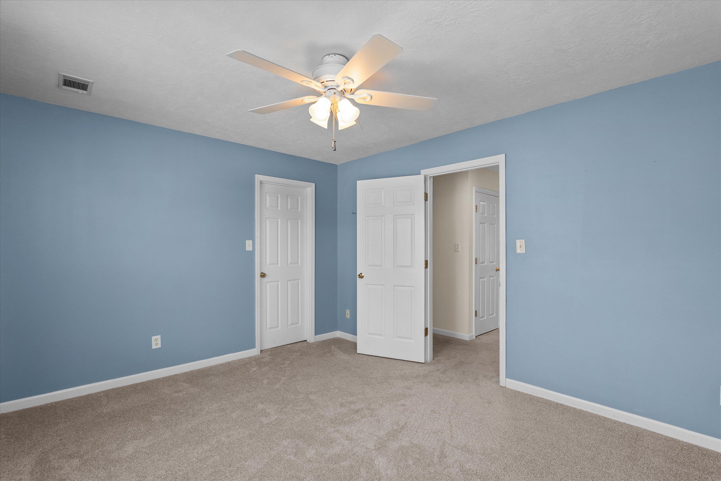 959 WINDMILL Parkway