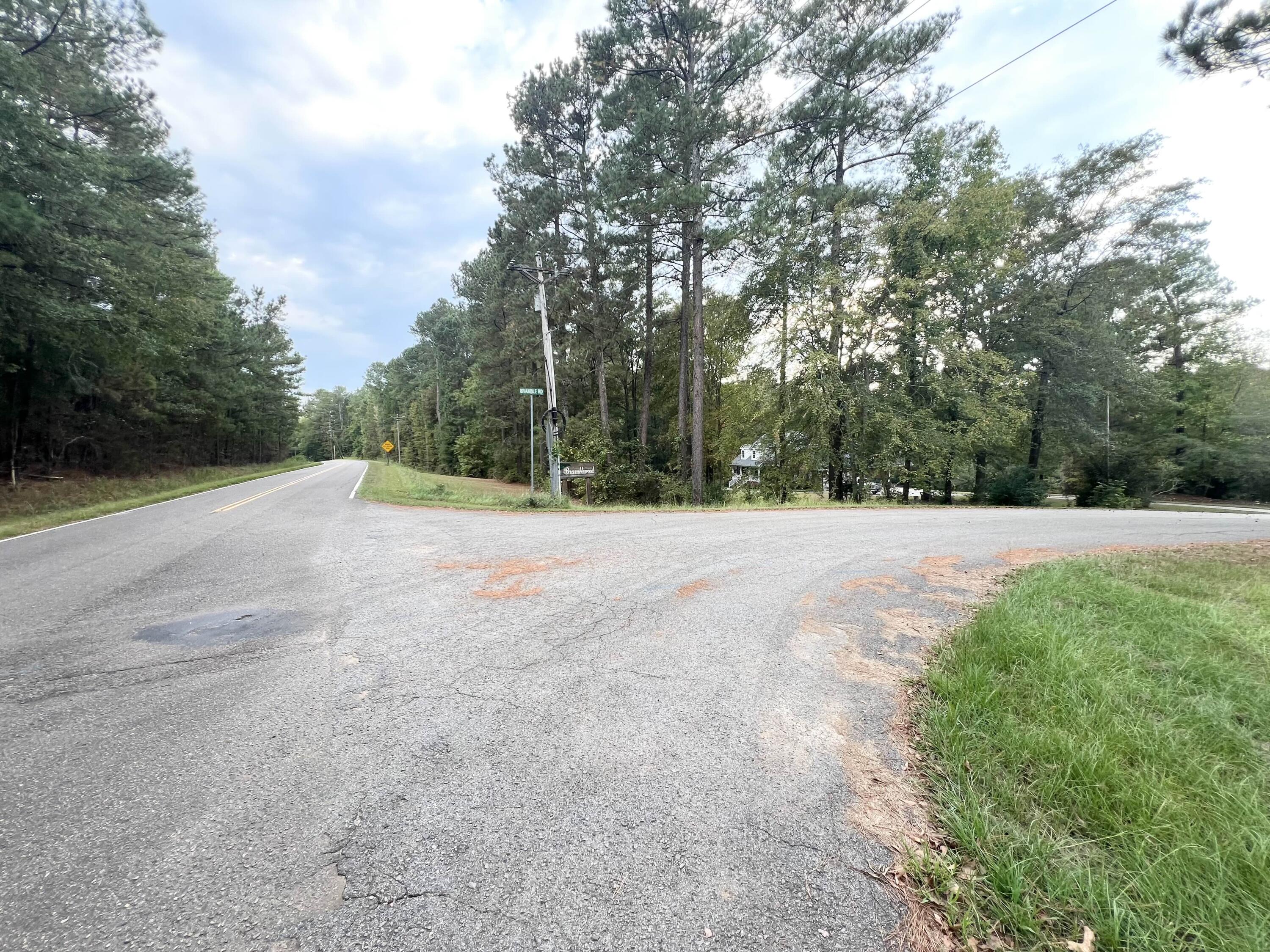 2790 COUNTRY CLUB HILLS Drive