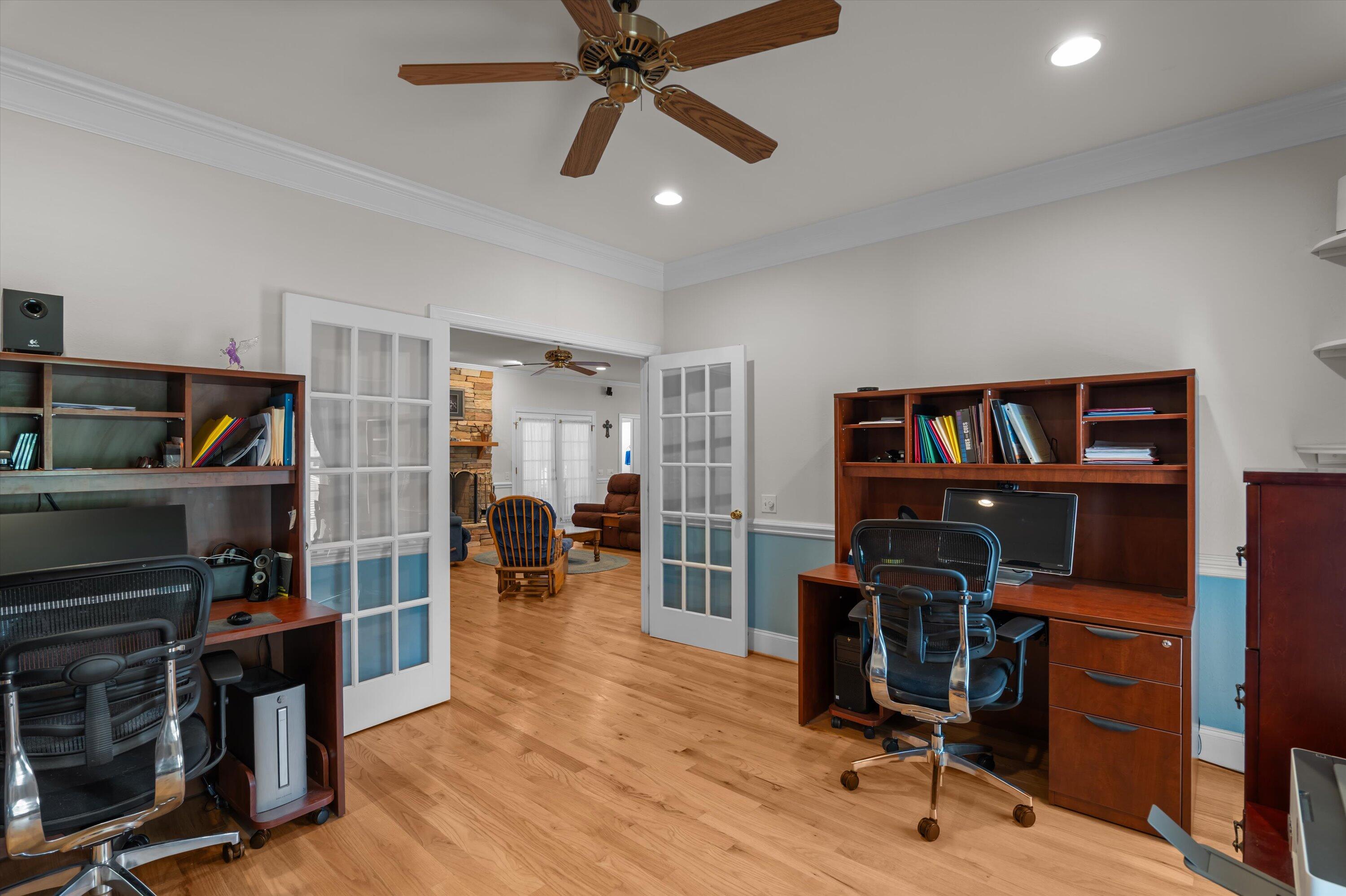 1960 WHITE ROCK Road