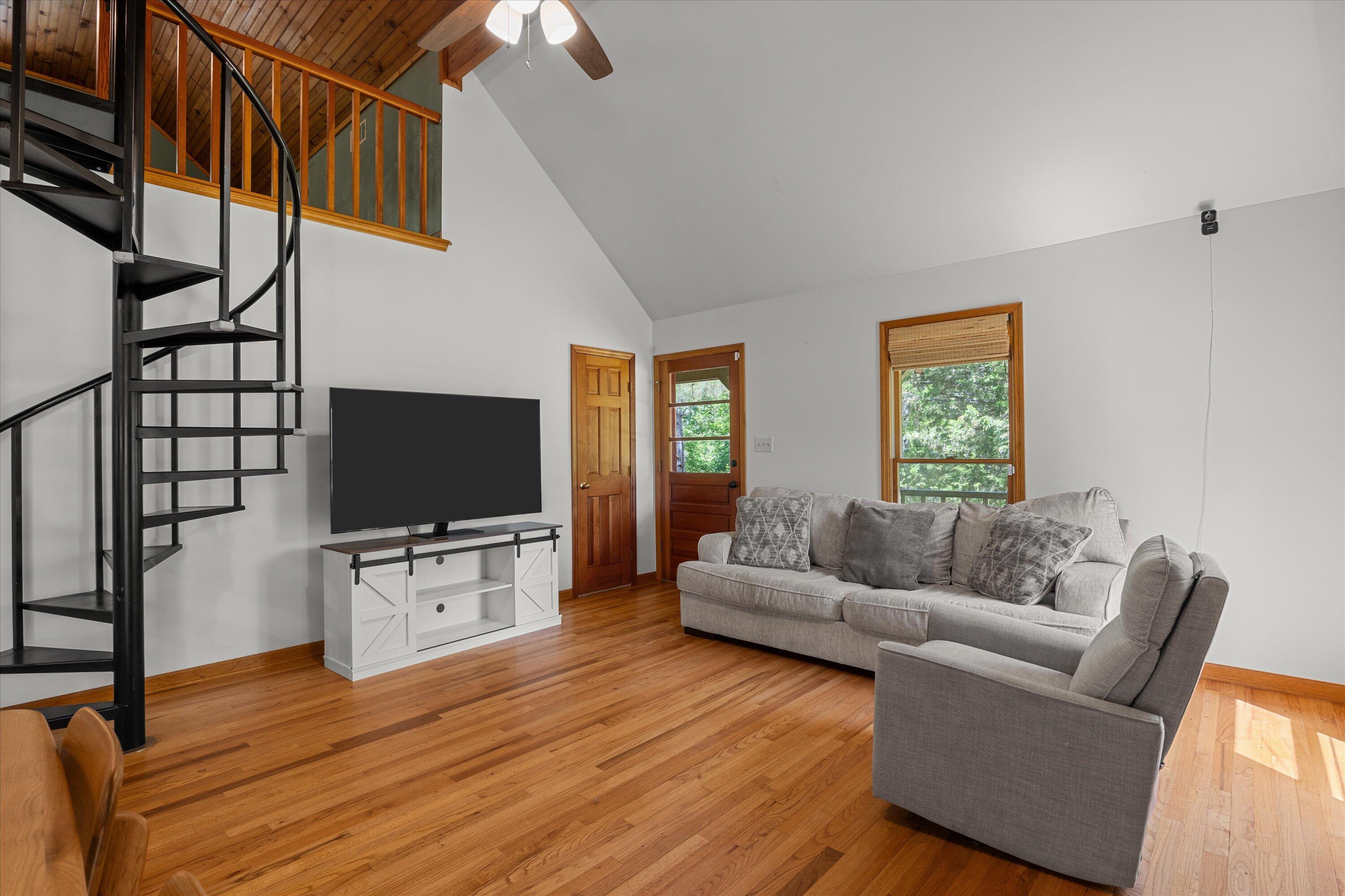 1840 LONERGAN HULME Road