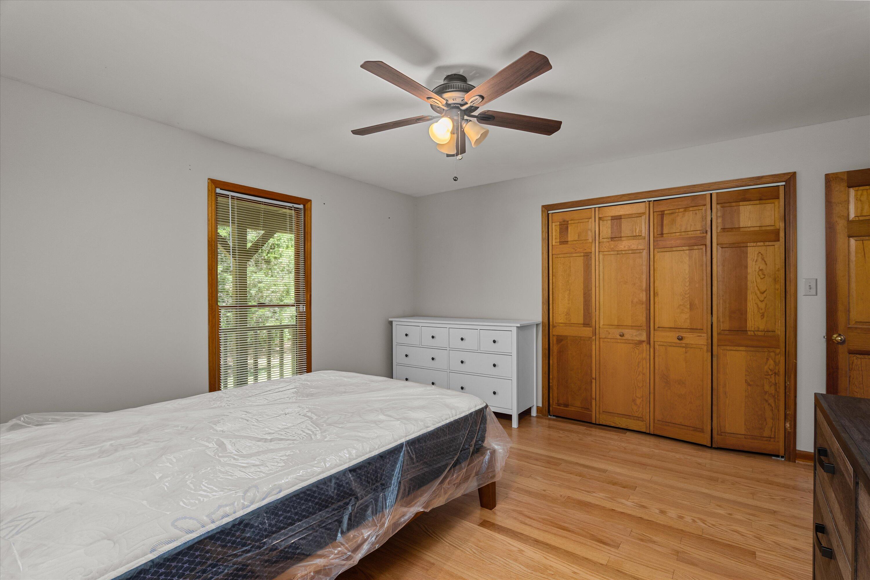 1840 LONERGAN HULME Road