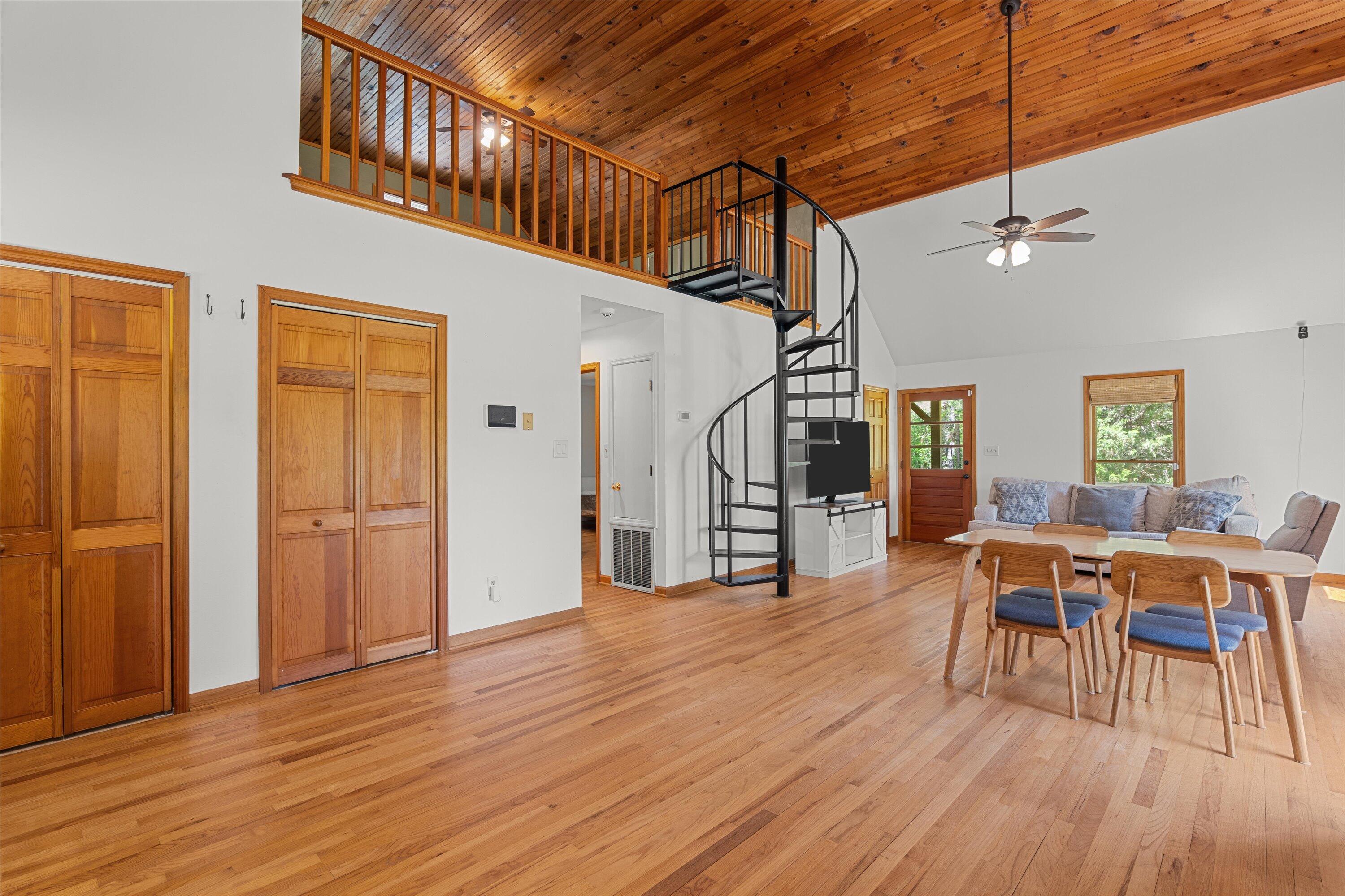 1840 LONERGAN HULME Road