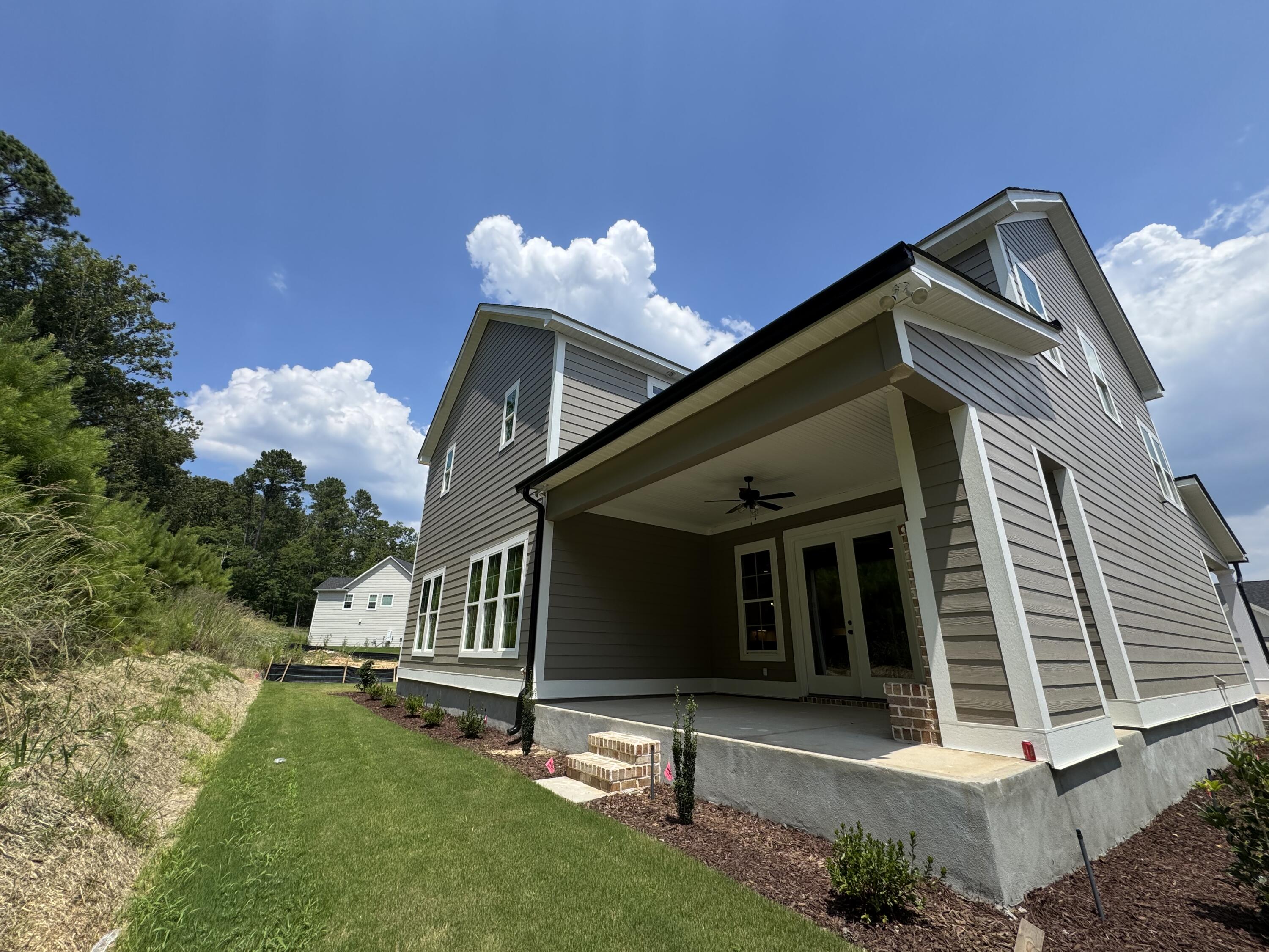 642 RIVER OAKS Lane