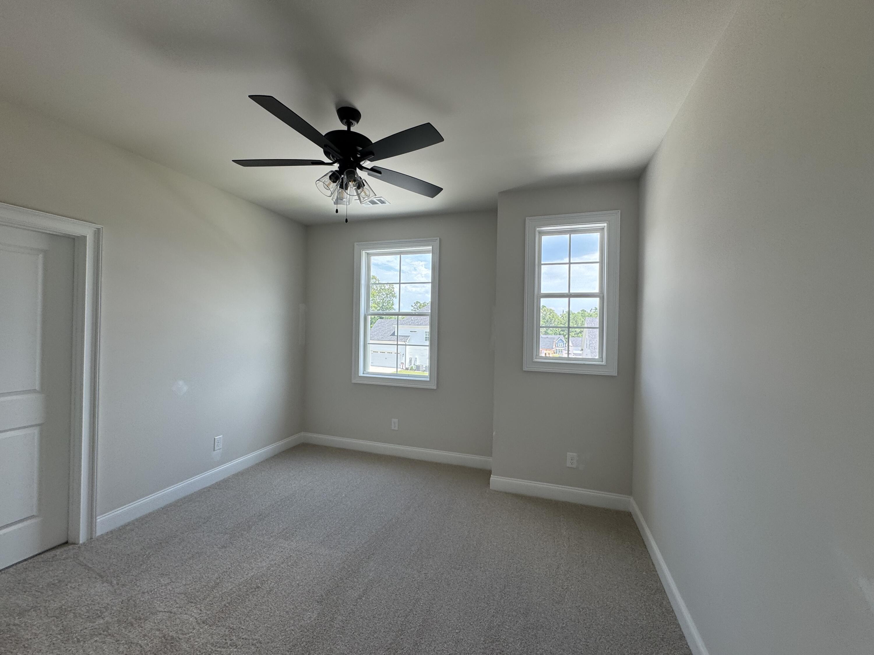 642 RIVER OAKS Lane